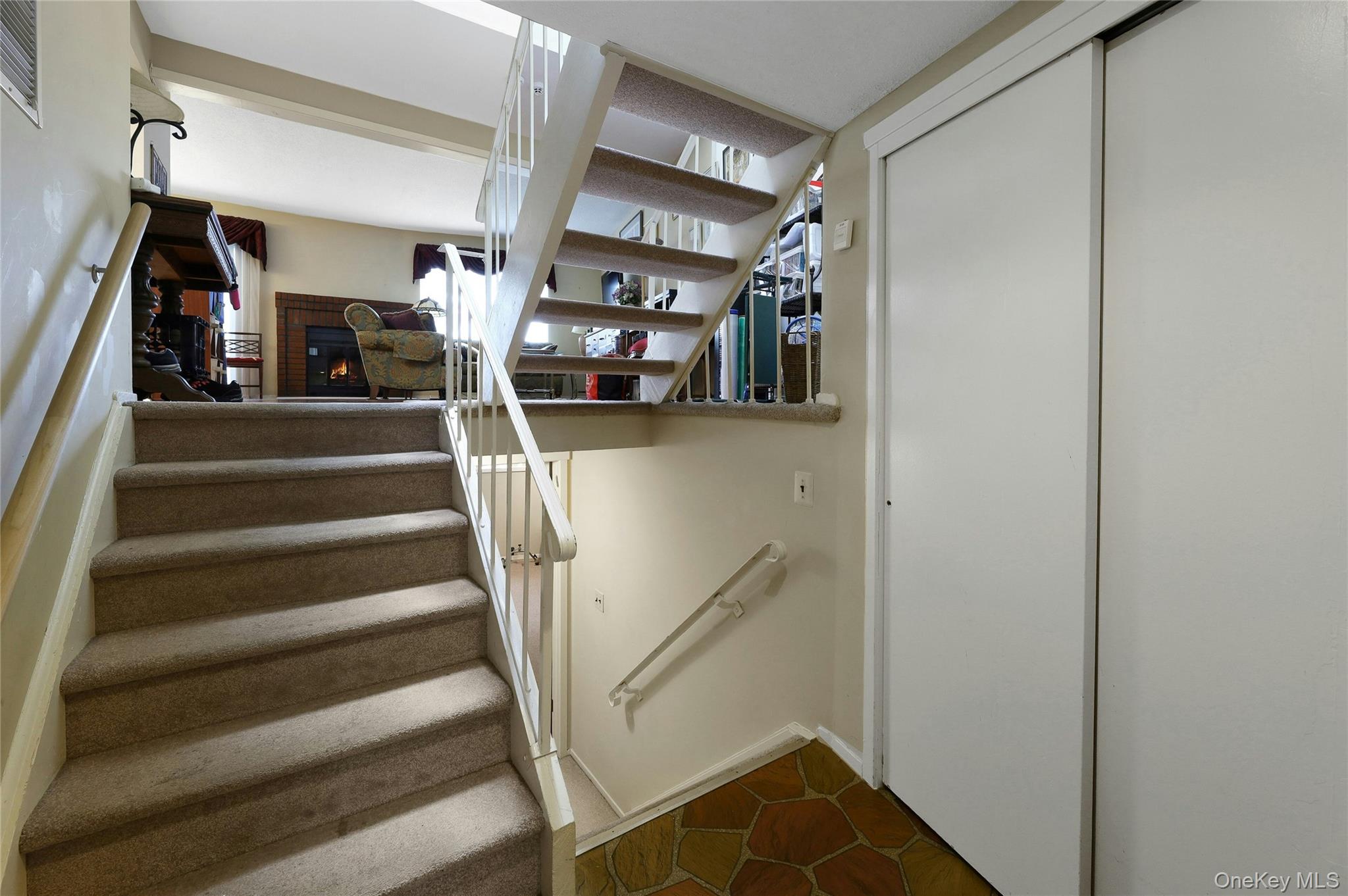 #5 photo, 180 Treetop Circle, Nanuet , NY 10954