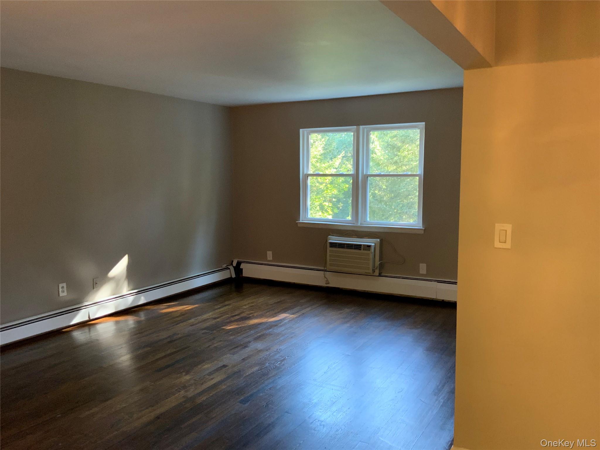 #5 photo, 125 N Washington Avenue, Hartsdale , NY 10530