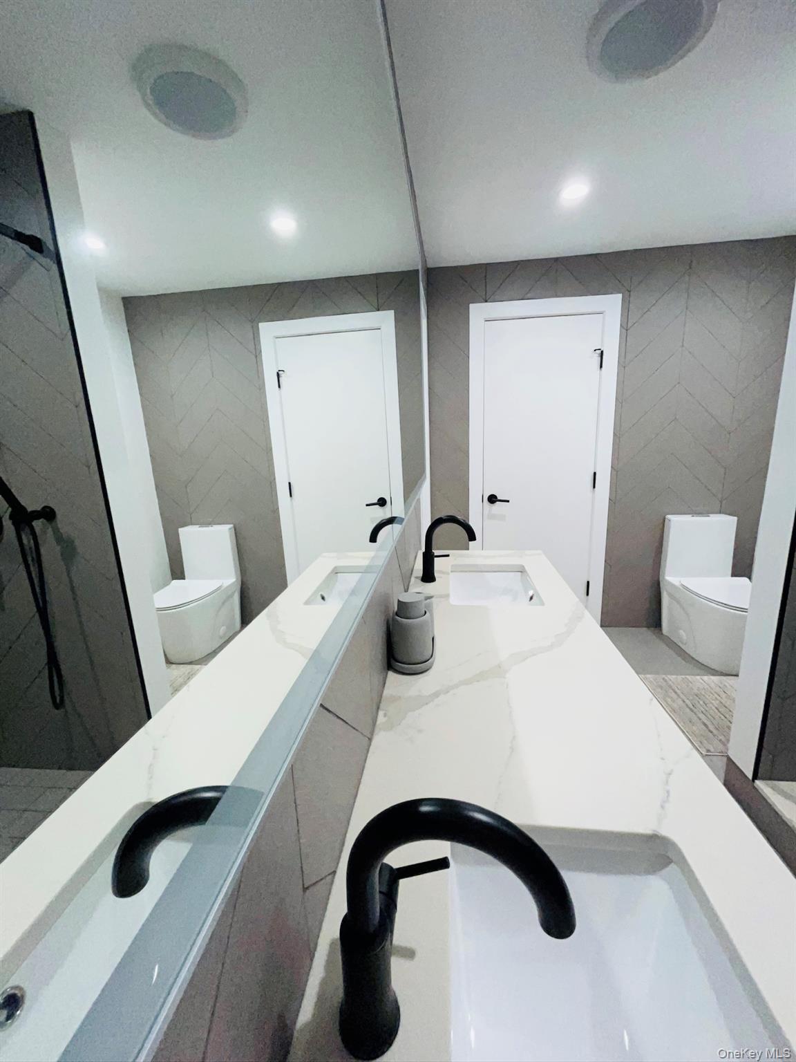 #12 photo, 12 Hudson River Lane, Garrison , NY 10424