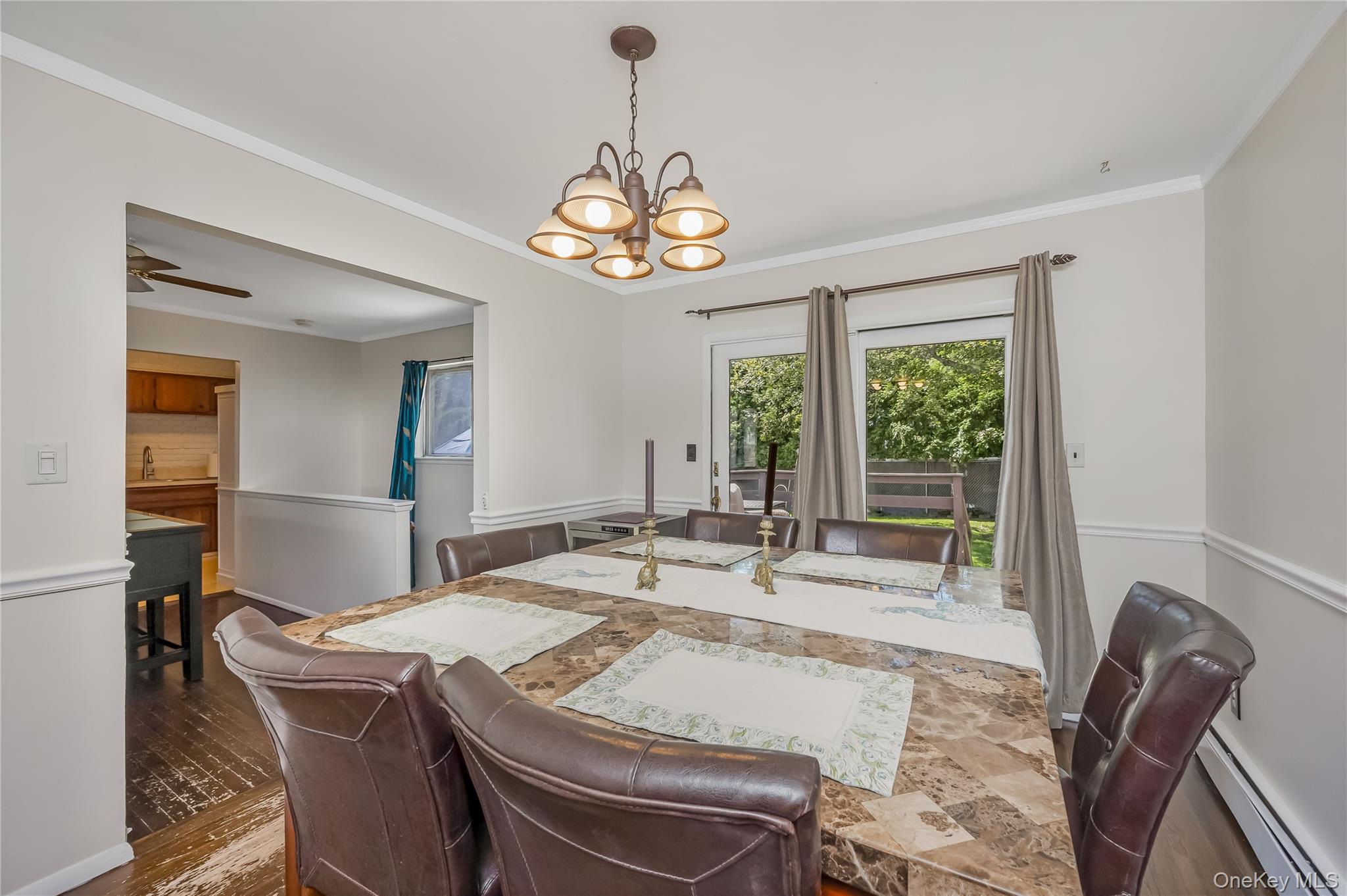 #14 photo, 11 Rolan Court, Islip Terrace , NY 11752