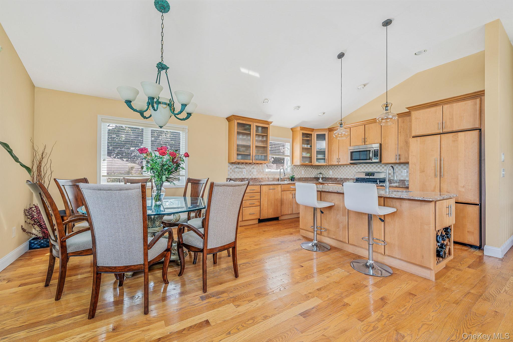 #10 photo, 540 Scudder Avenue, Copiague , NY 11726