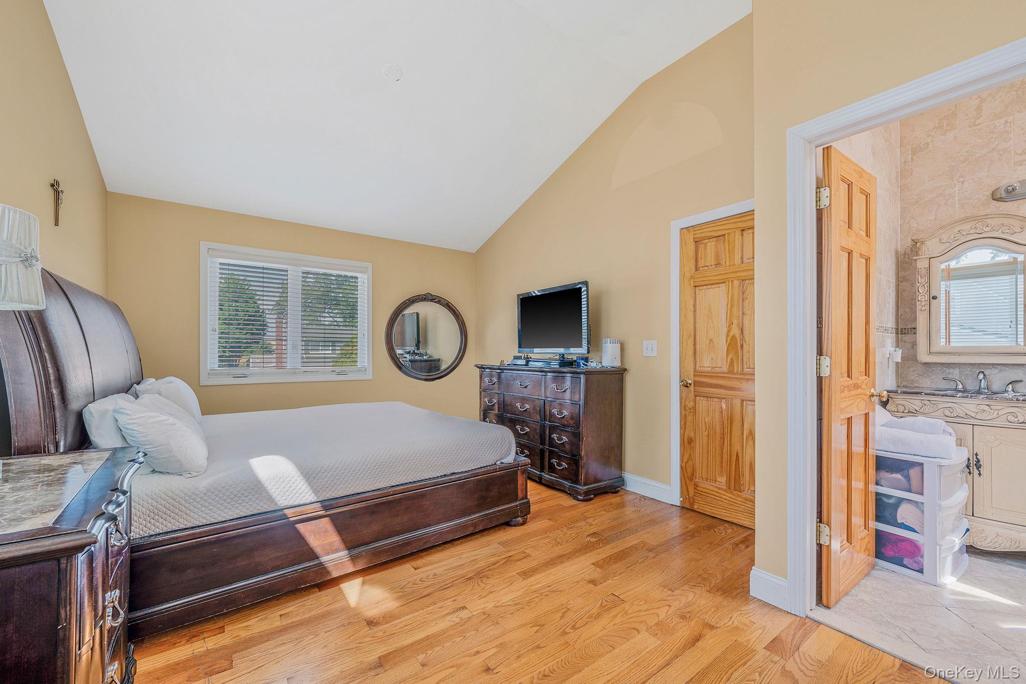 #14 photo, 540 Scudder Avenue, Copiague , NY 11726