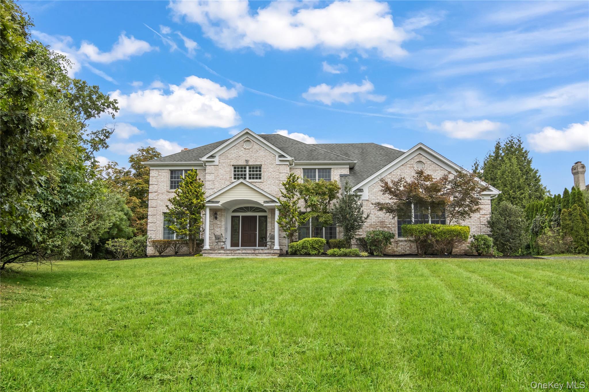 #1 photo, 10 Rolling Meadow Lane, Northport , NY 11768