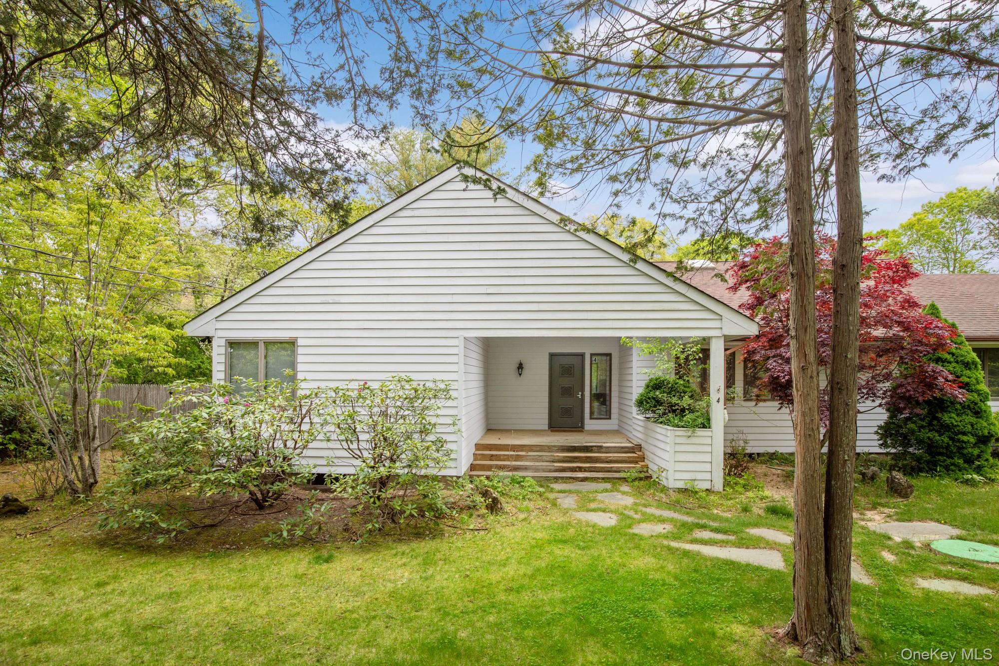 #2 photo, 4 Evelyn Court, サフォーク郡 Westhampton , NY 11978