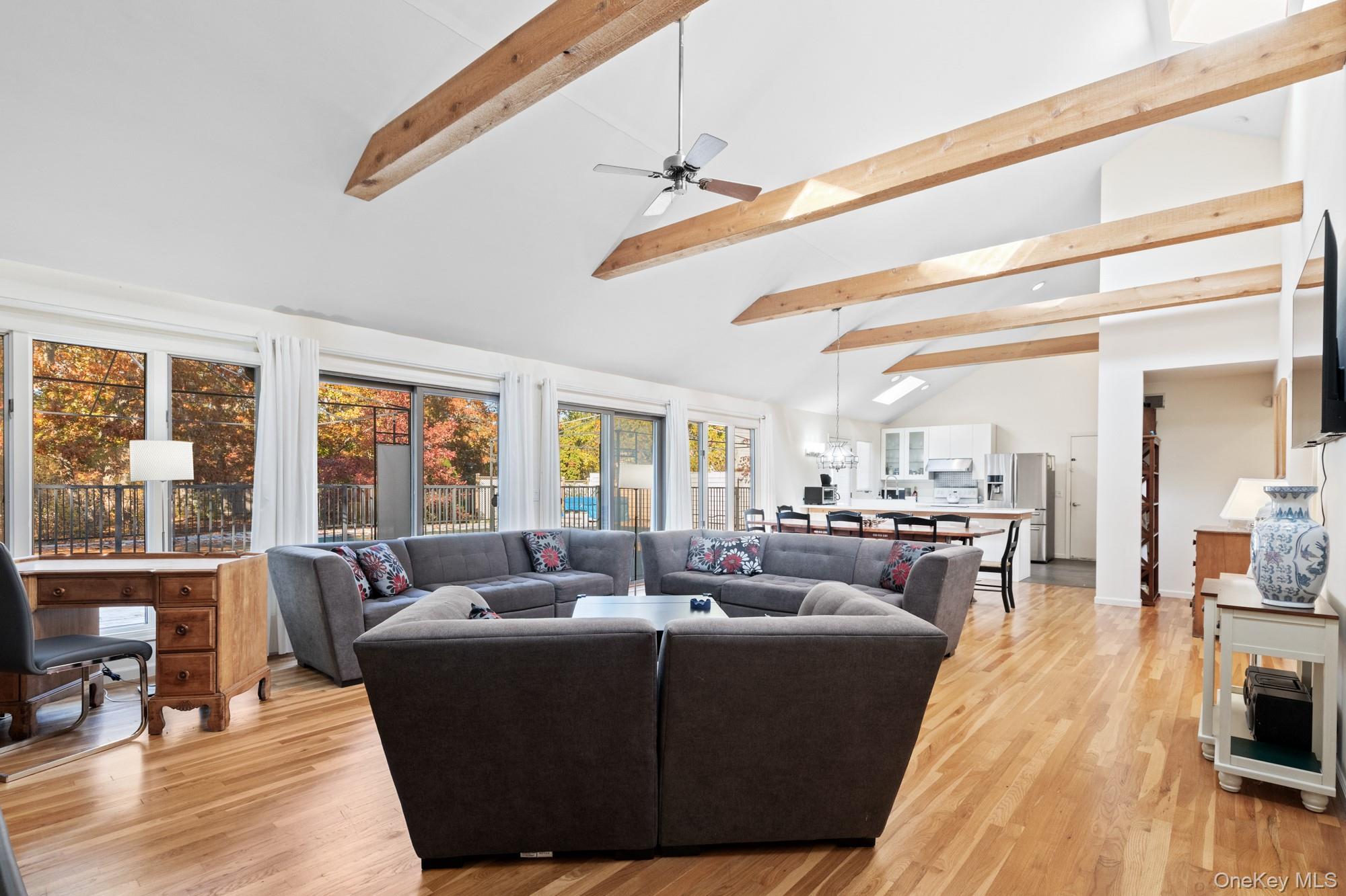 #5 photo, 4 Evelyn Court, サフォーク郡 Westhampton , NY 11978