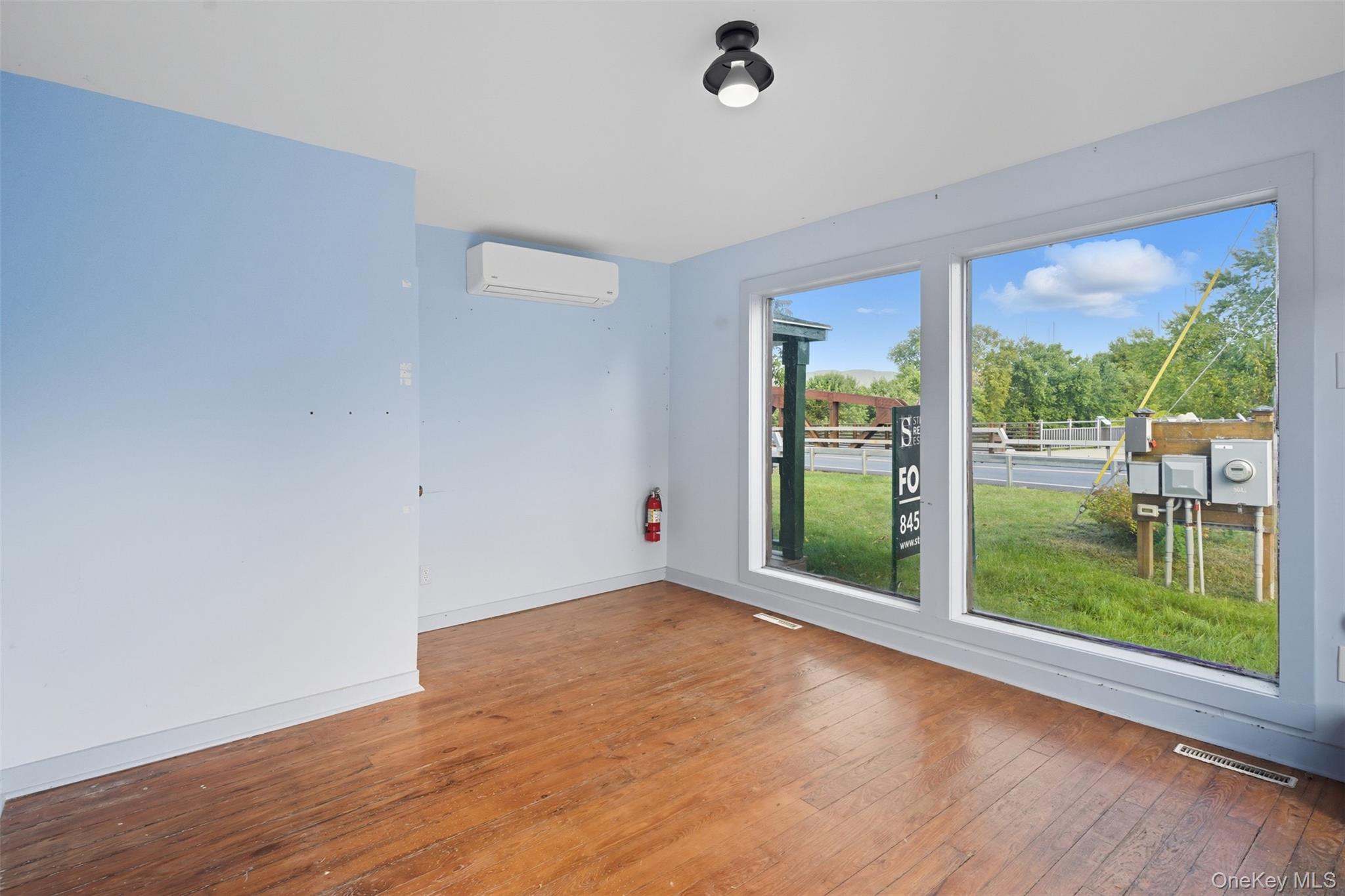 #20 photo, 1 Water Street, New Paltz , NY 12561