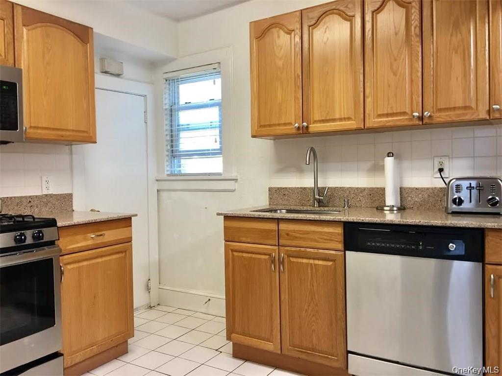 #5 photo, 86 Brown Road, Scarsdale , NY 10583