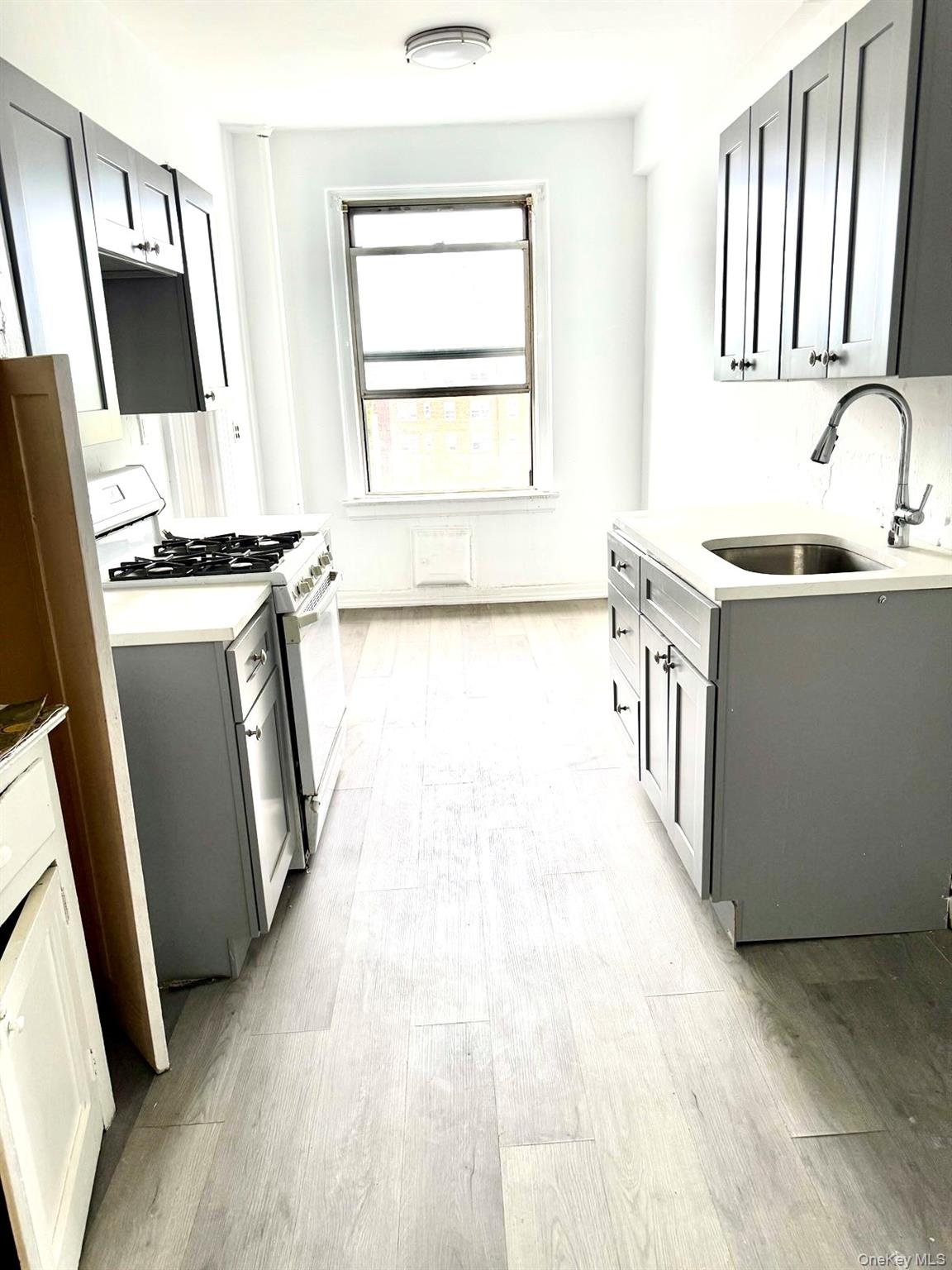 #4 photo, 472 Gramatan Avenue, Mount Vernon , NY 10552