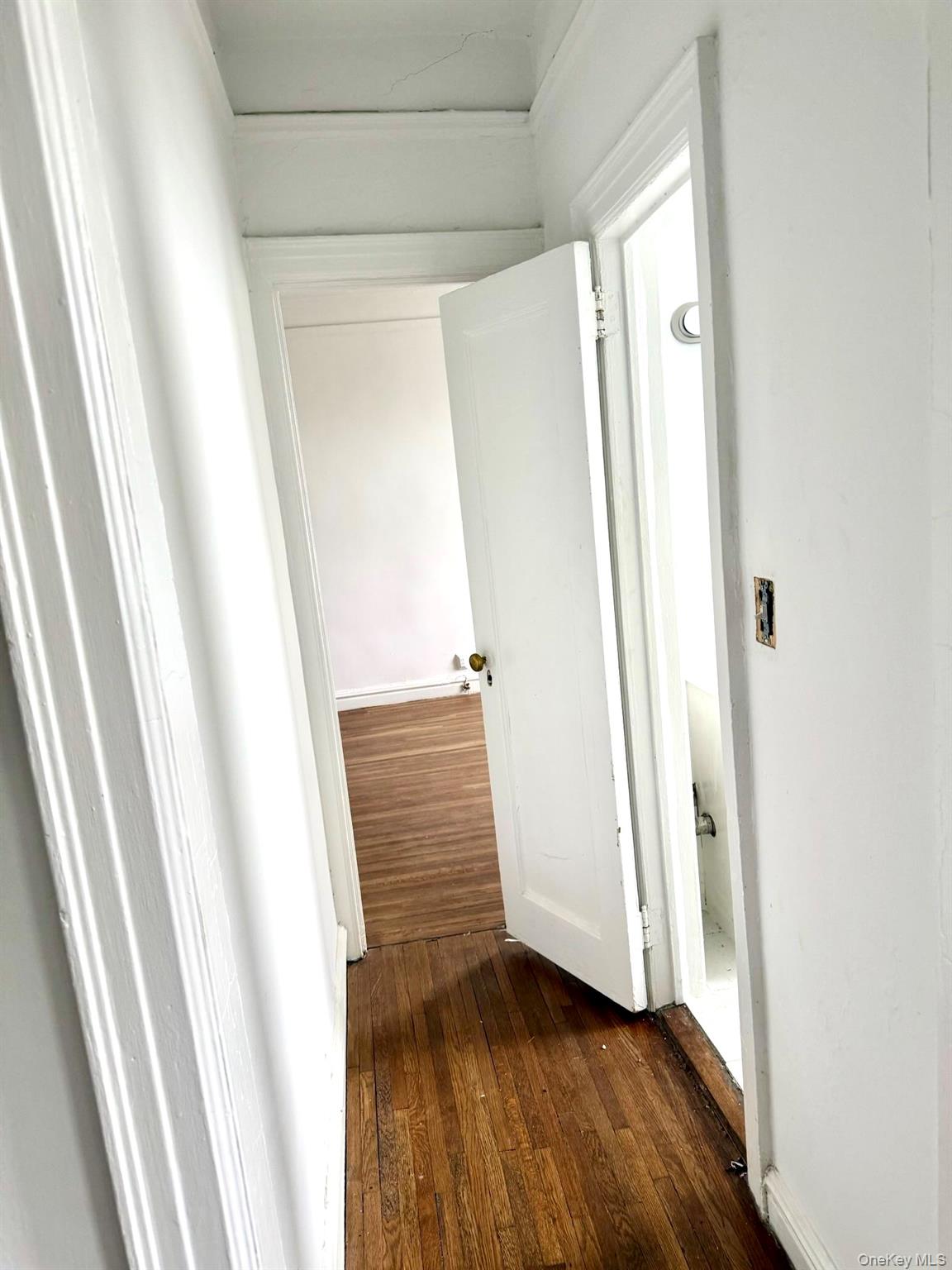 #5 photo, 472 Gramatan Avenue, Mount Vernon , NY 10552