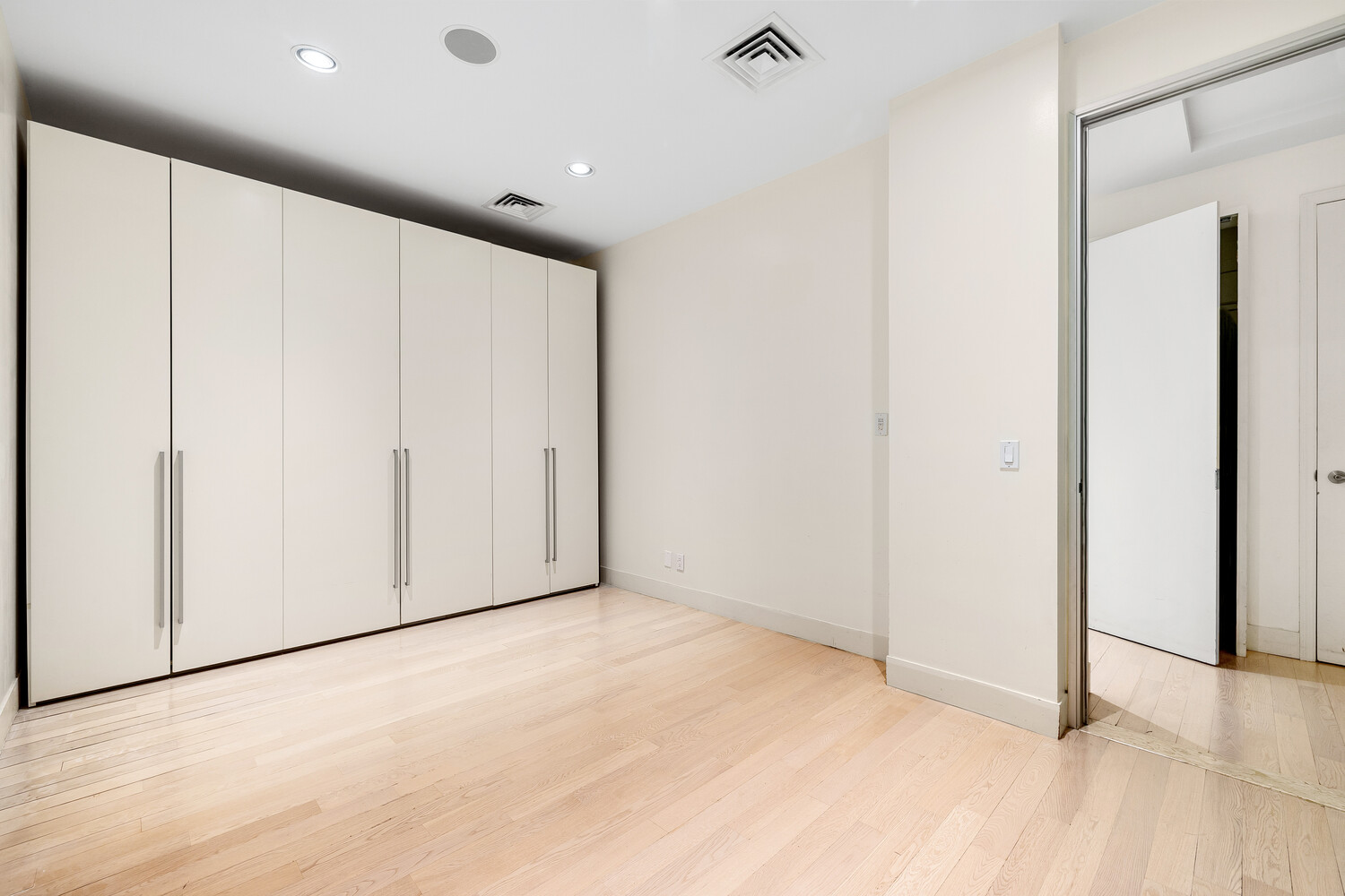 #6 photo, 111 FULTON Street, Fulton/Seaport , NY 10038