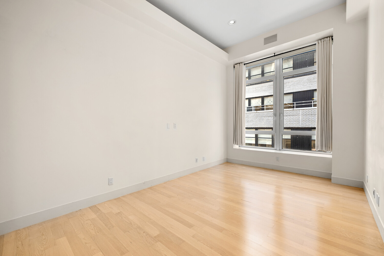 #7 photo, 111 FULTON Street, Fulton/Seaport , NY 10038