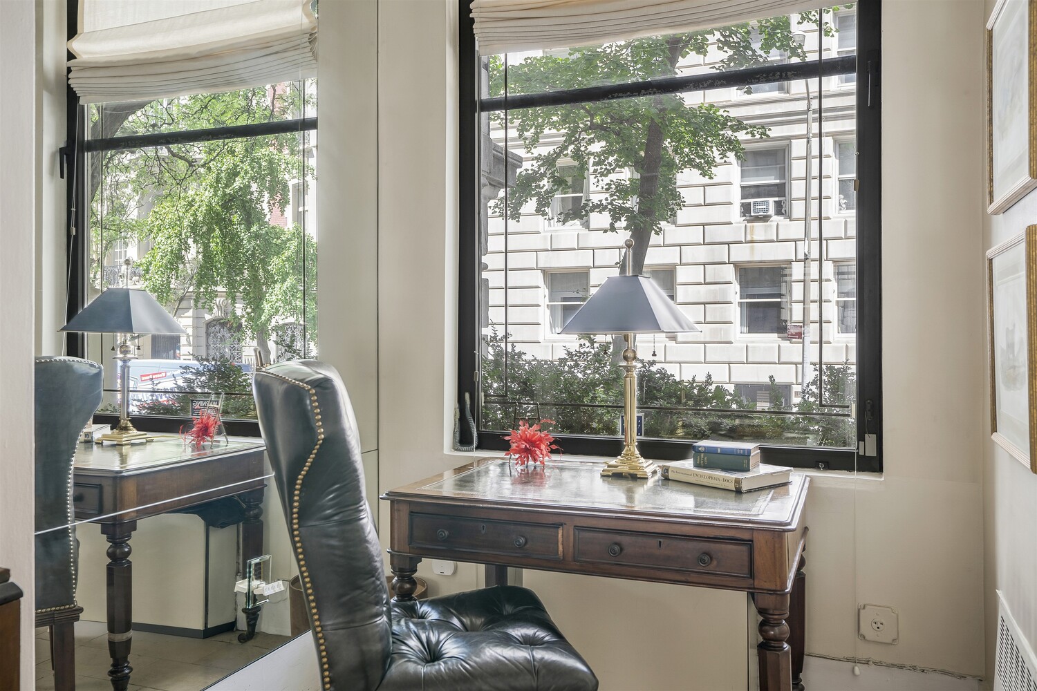 #10 photo, 4 E 82ND Street, Upper East Side , NY 10028