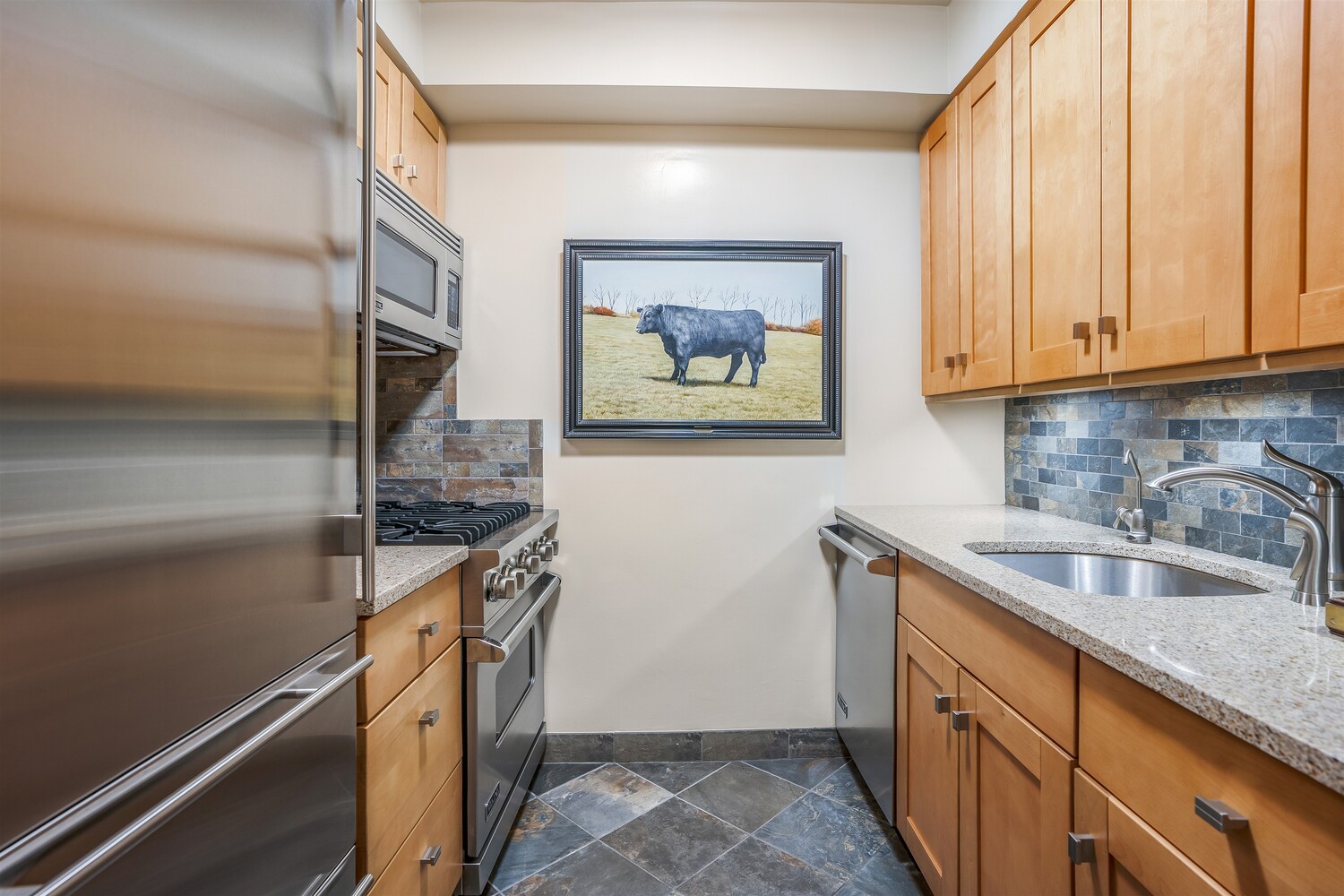 #12 photo, 4 E 82ND Street, Upper East Side , NY 10028