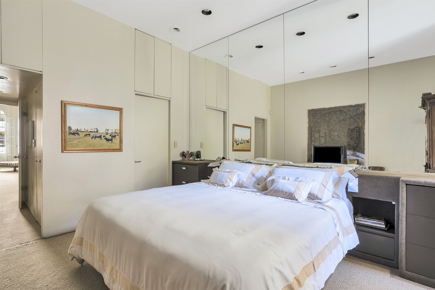 #15 photo, 4 E 82ND Street, Upper East Side , NY 10028