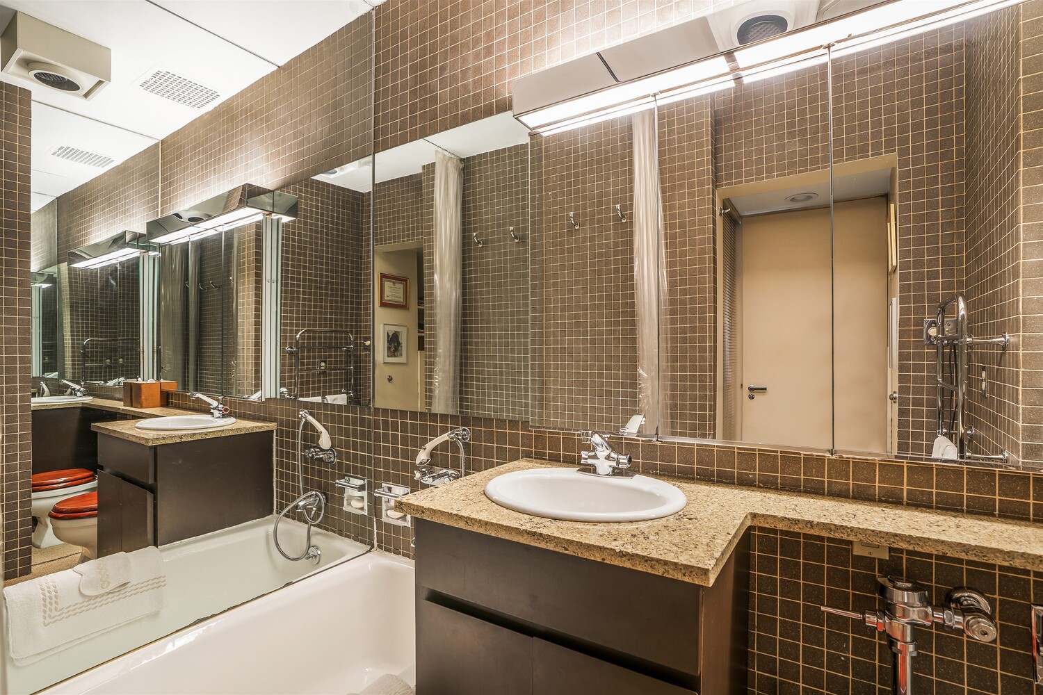 #17 photo, 4 E 82ND Street, Upper East Side , NY 10028