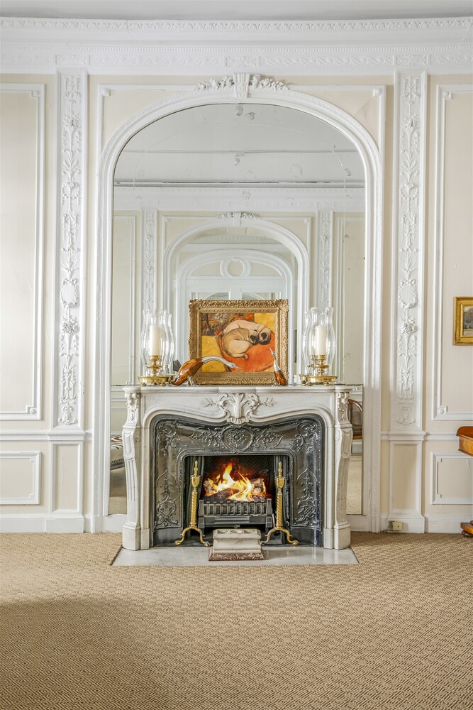 #5 photo, 4 E 82ND Street, Upper East Side , NY 10028