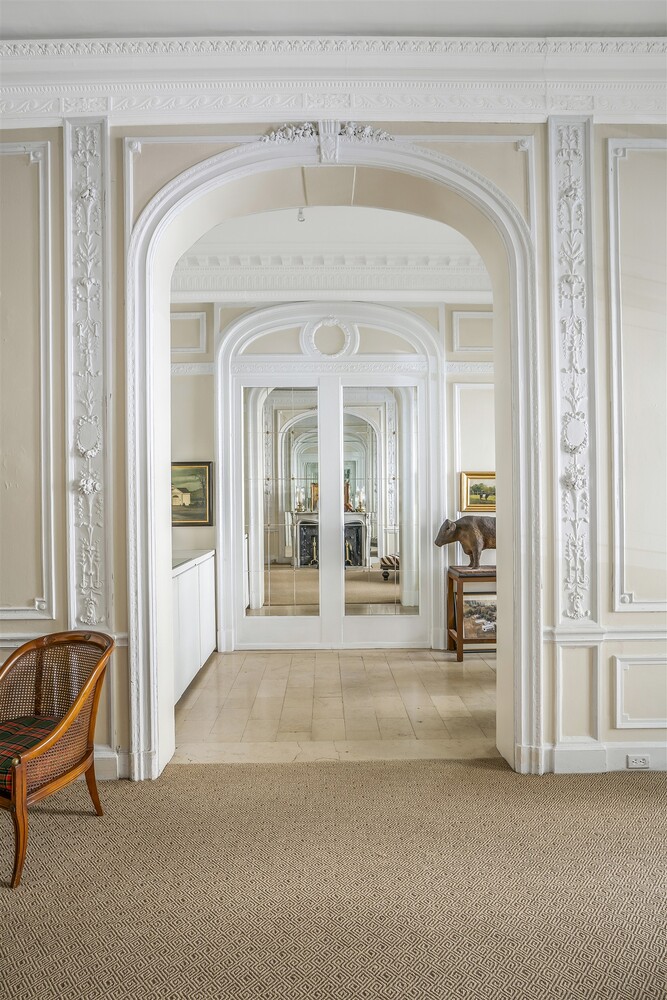 #7 photo, 4 E 82ND Street, Upper East Side , NY 10028