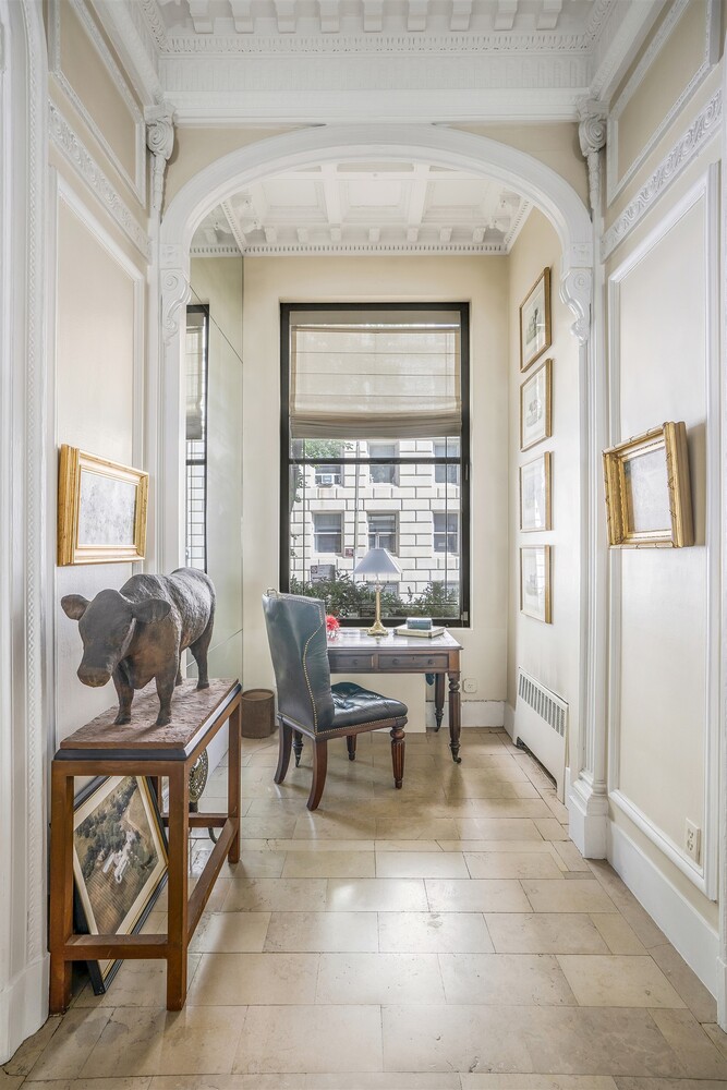 #9 photo, 4 E 82ND Street, Upper East Side , NY 10028