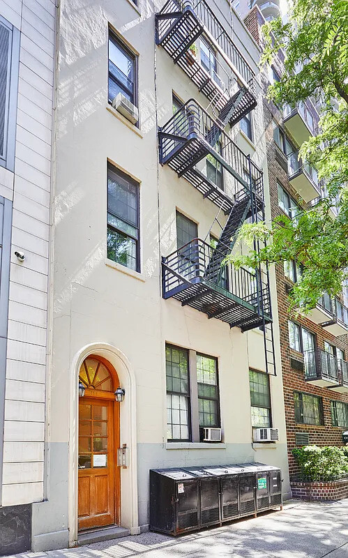 #5 photo, 155 E 85TH Street, Upper East Side , NY 10028