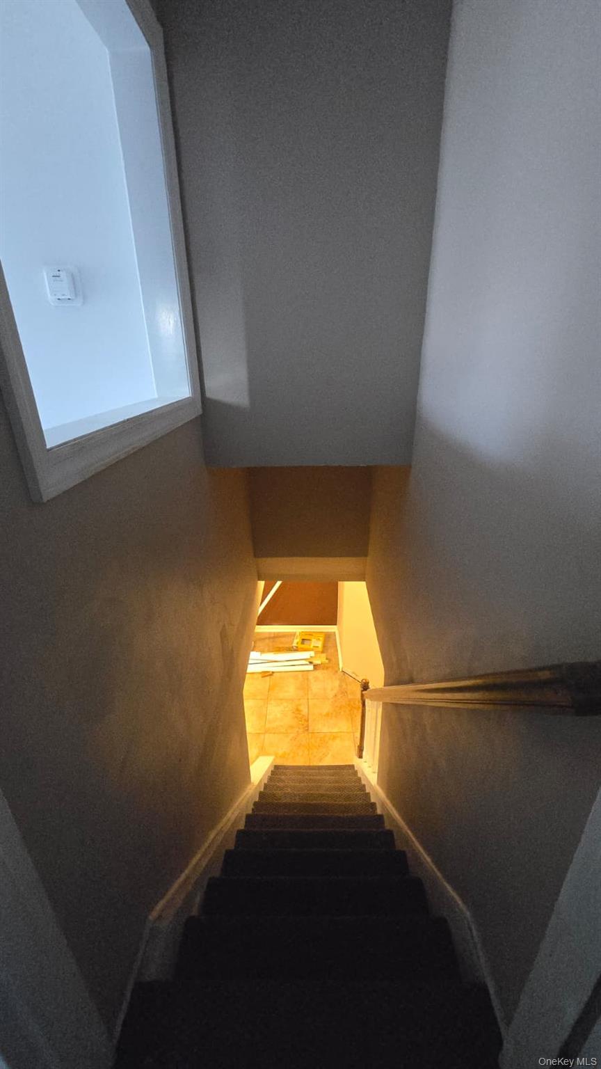 #13 photo, 3 Bentley Road, Plainview , NY 11803