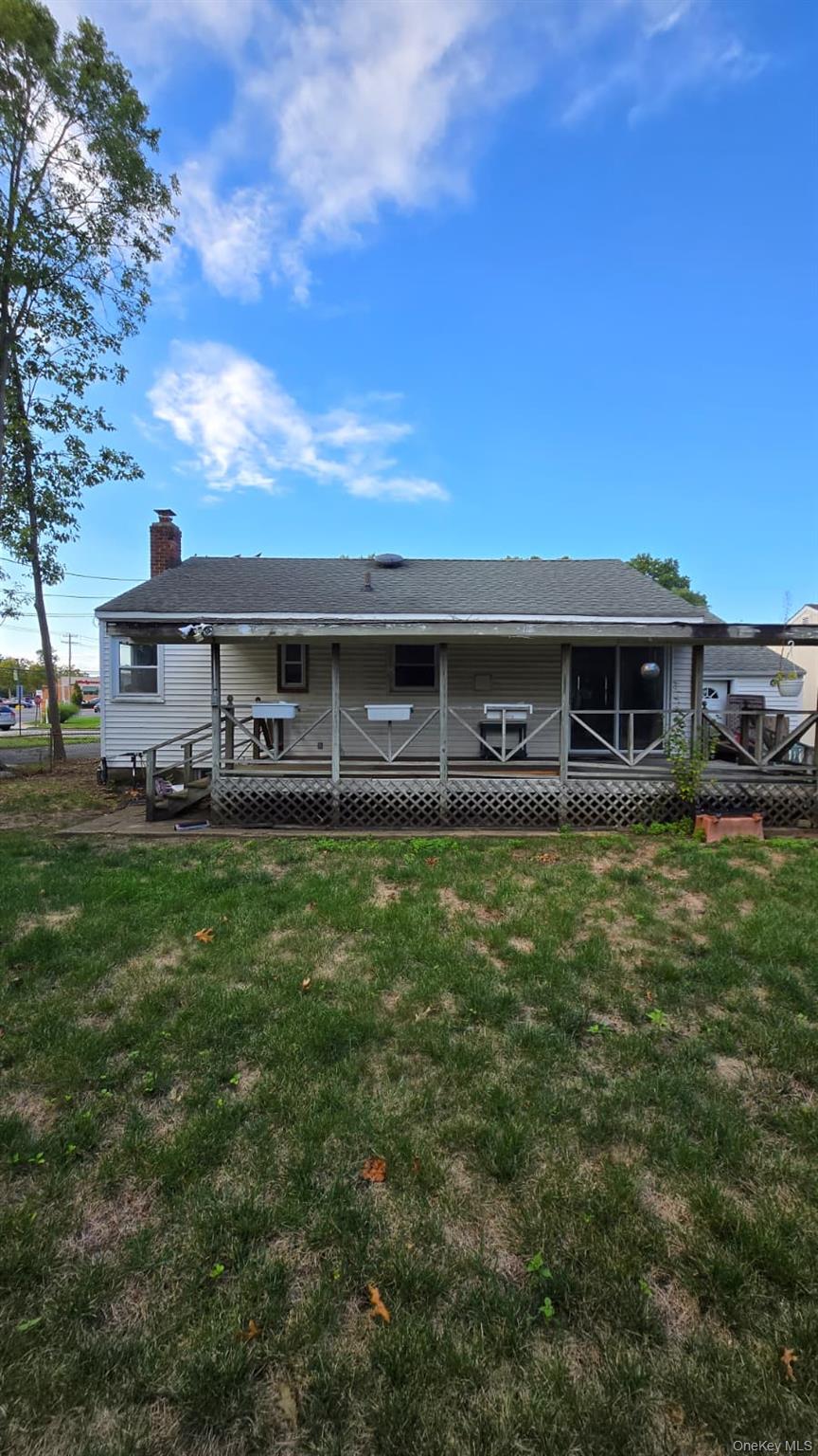 #2 photo, 3 Bentley Road, Plainview , NY 11803