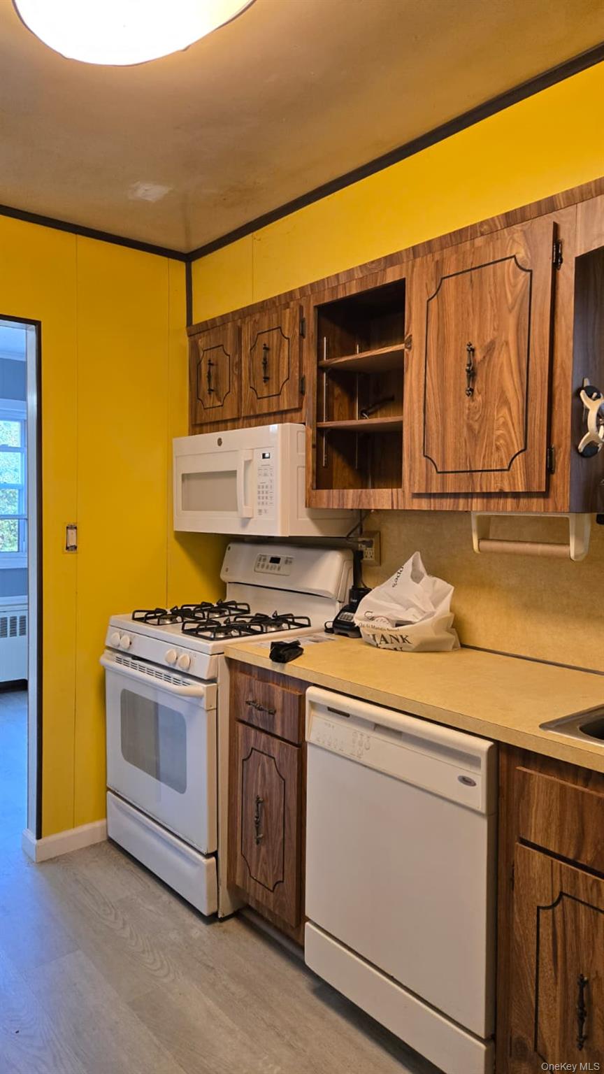 #9 photo, 3 Bentley Road, Plainview , NY 11803