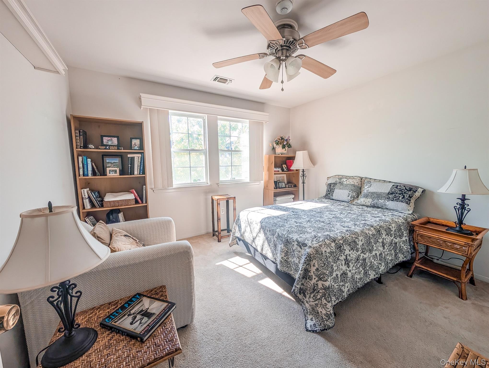 #11 photo, 139 Erin Lane, サフォーク郡 East Setauket , NY 11733