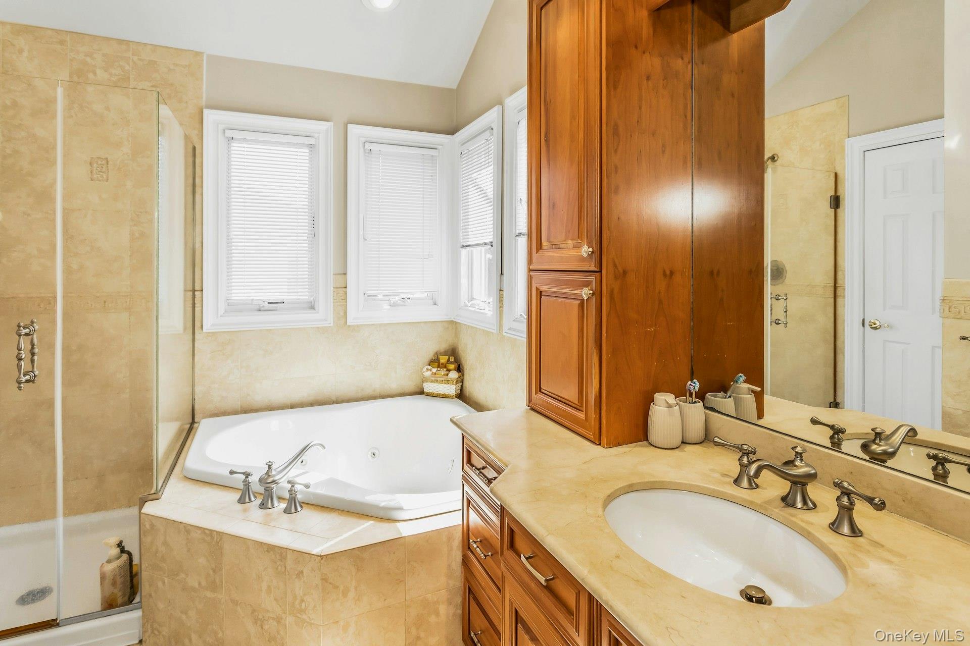 #15 photo, 28 Grove Street, Massapequa , NY 11758