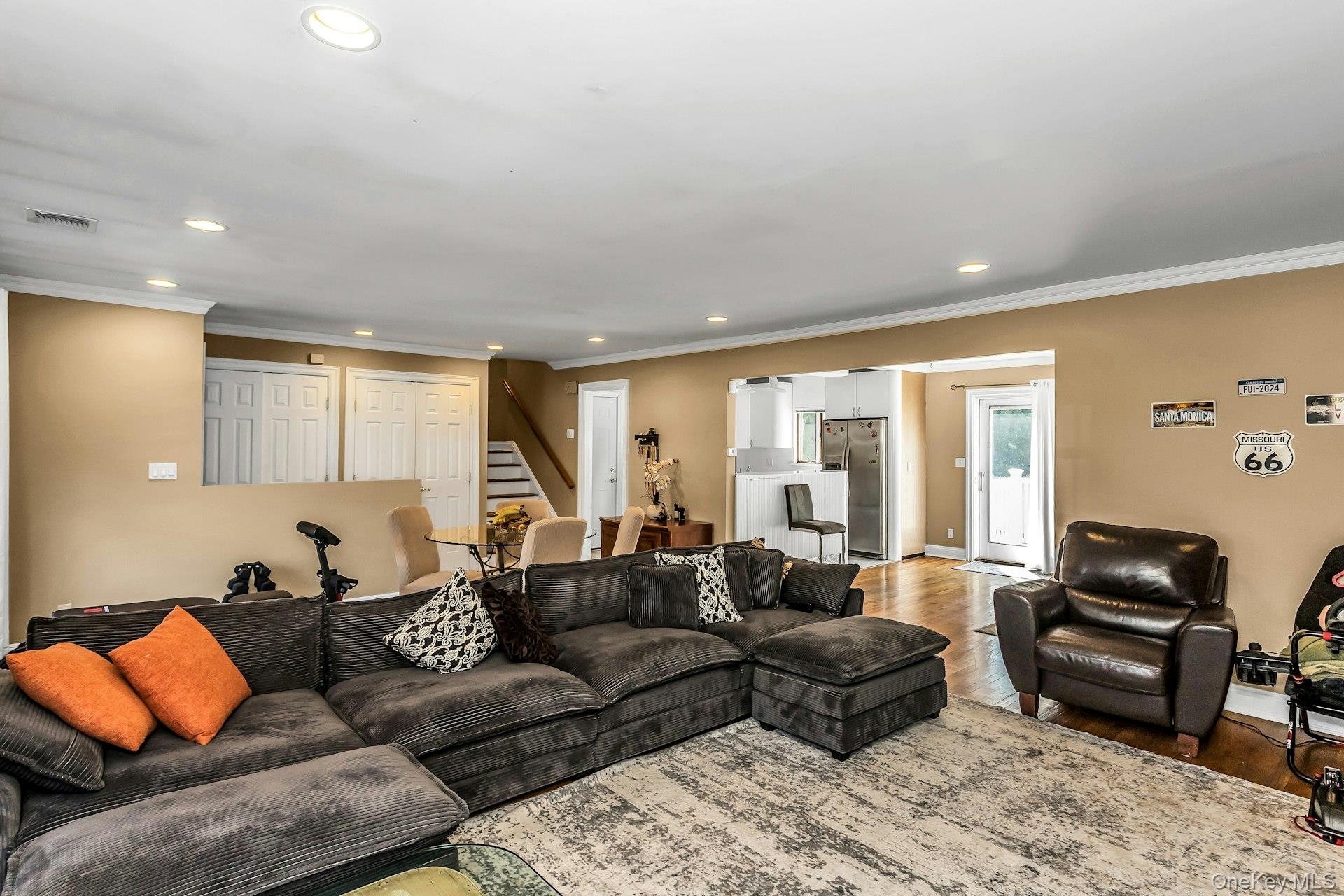 #6 photo, 28 Grove Street, Massapequa , NY 11758