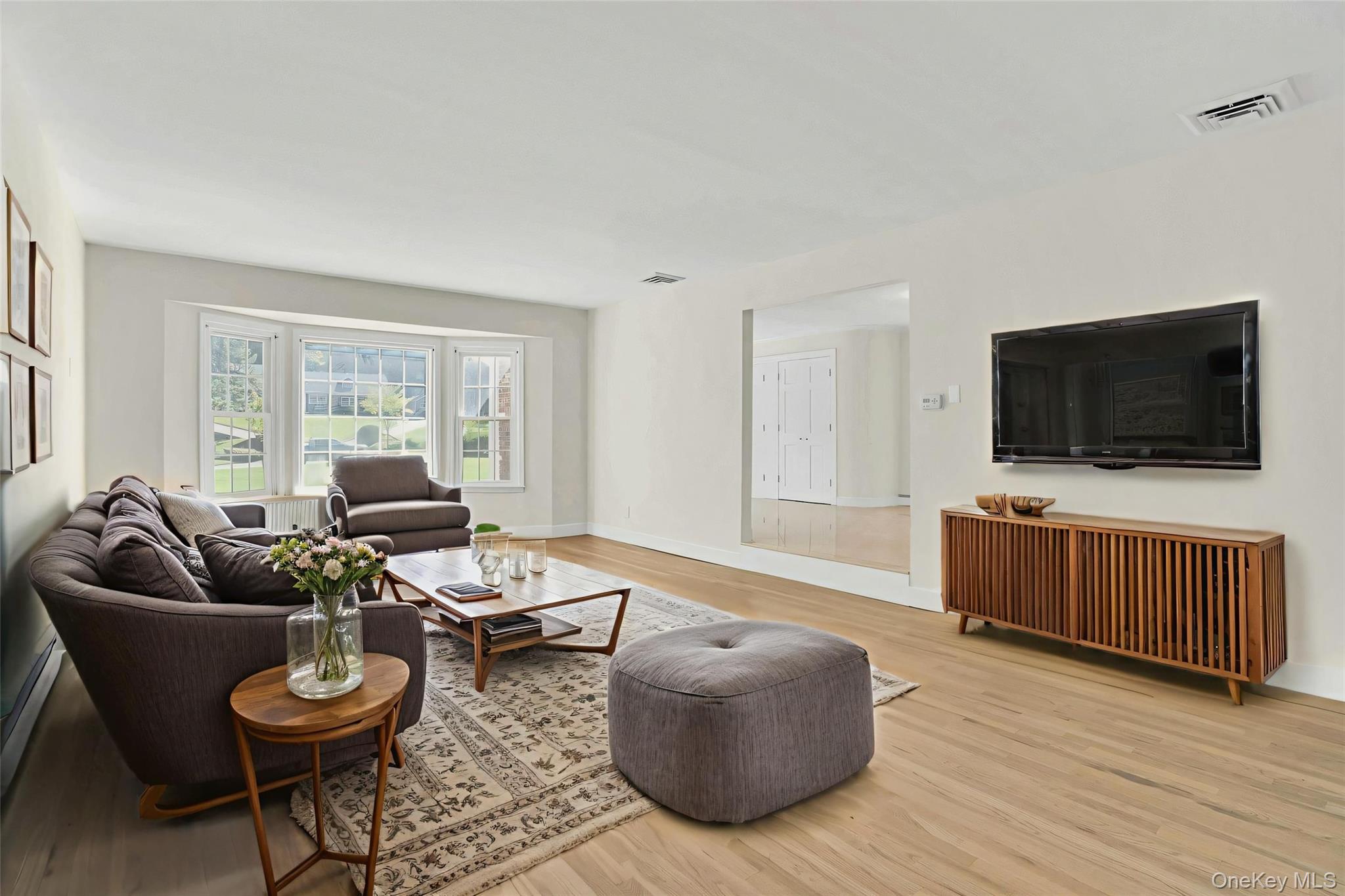 #14 photo, 20 Rolling Drive, Glen Head , NY 11545