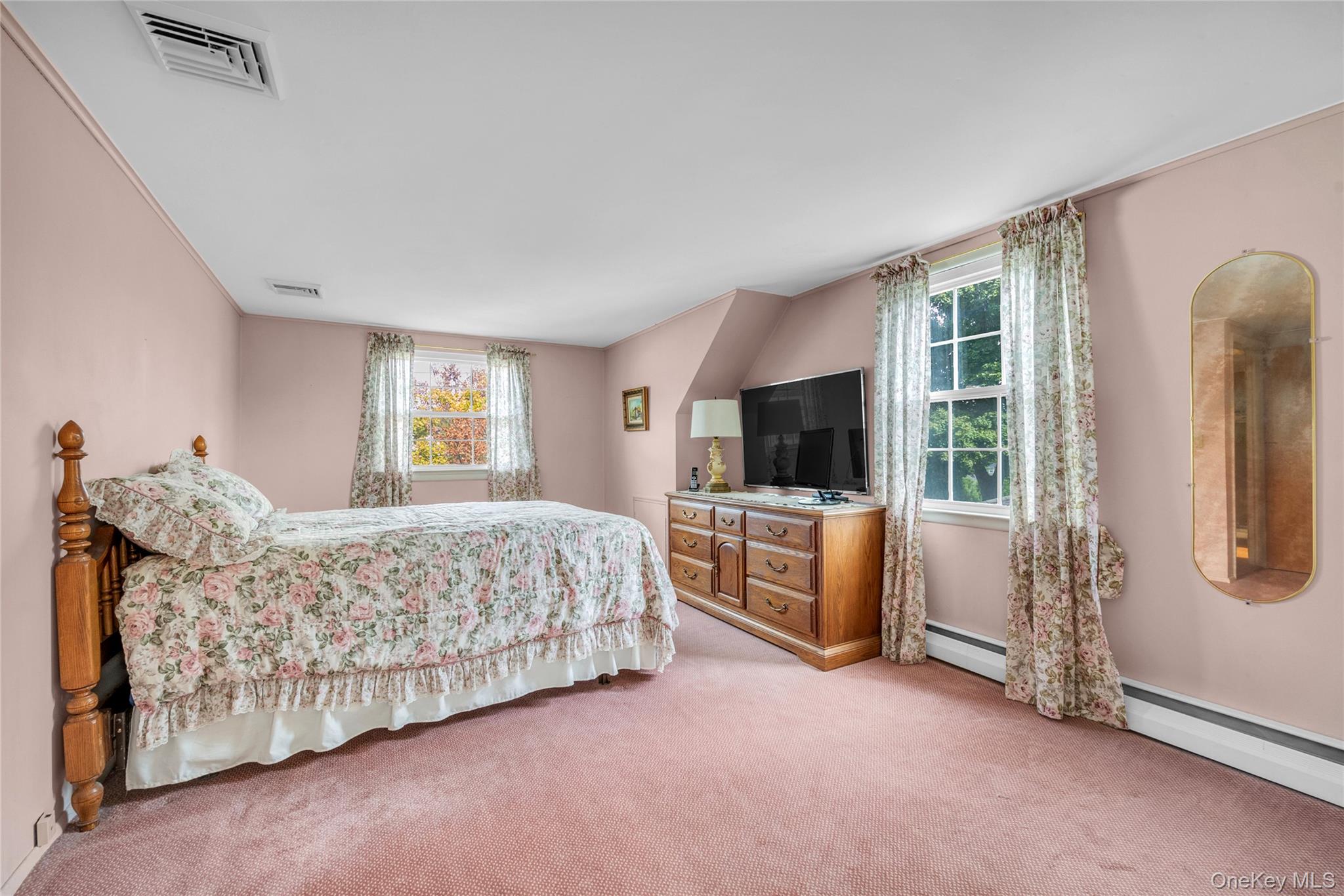 #15 photo, 21 Farragut Road, Old Bethpage , NY 11804