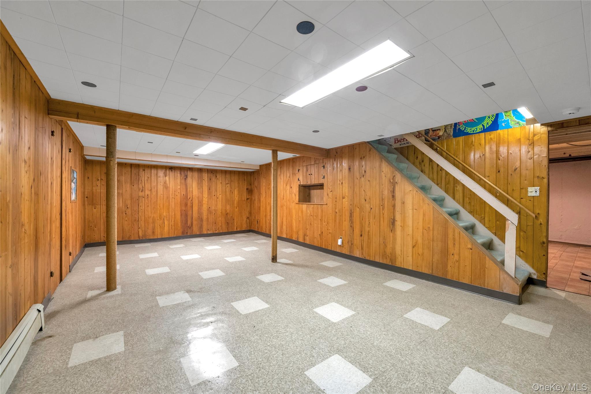 #18 photo, 21 Farragut Road, Old Bethpage , NY 11804