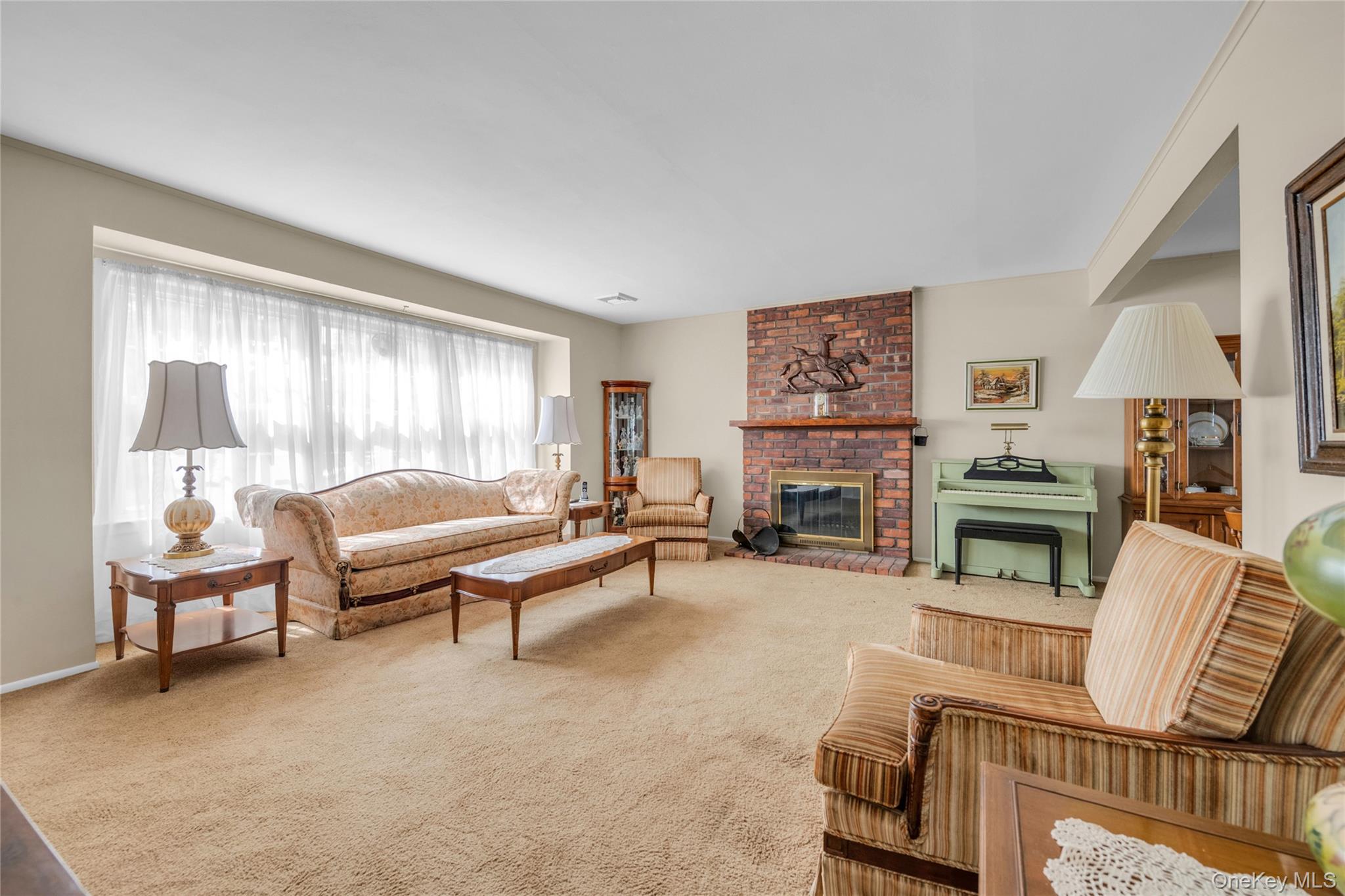 #3 photo, 21 Farragut Road, Old Bethpage , NY 11804