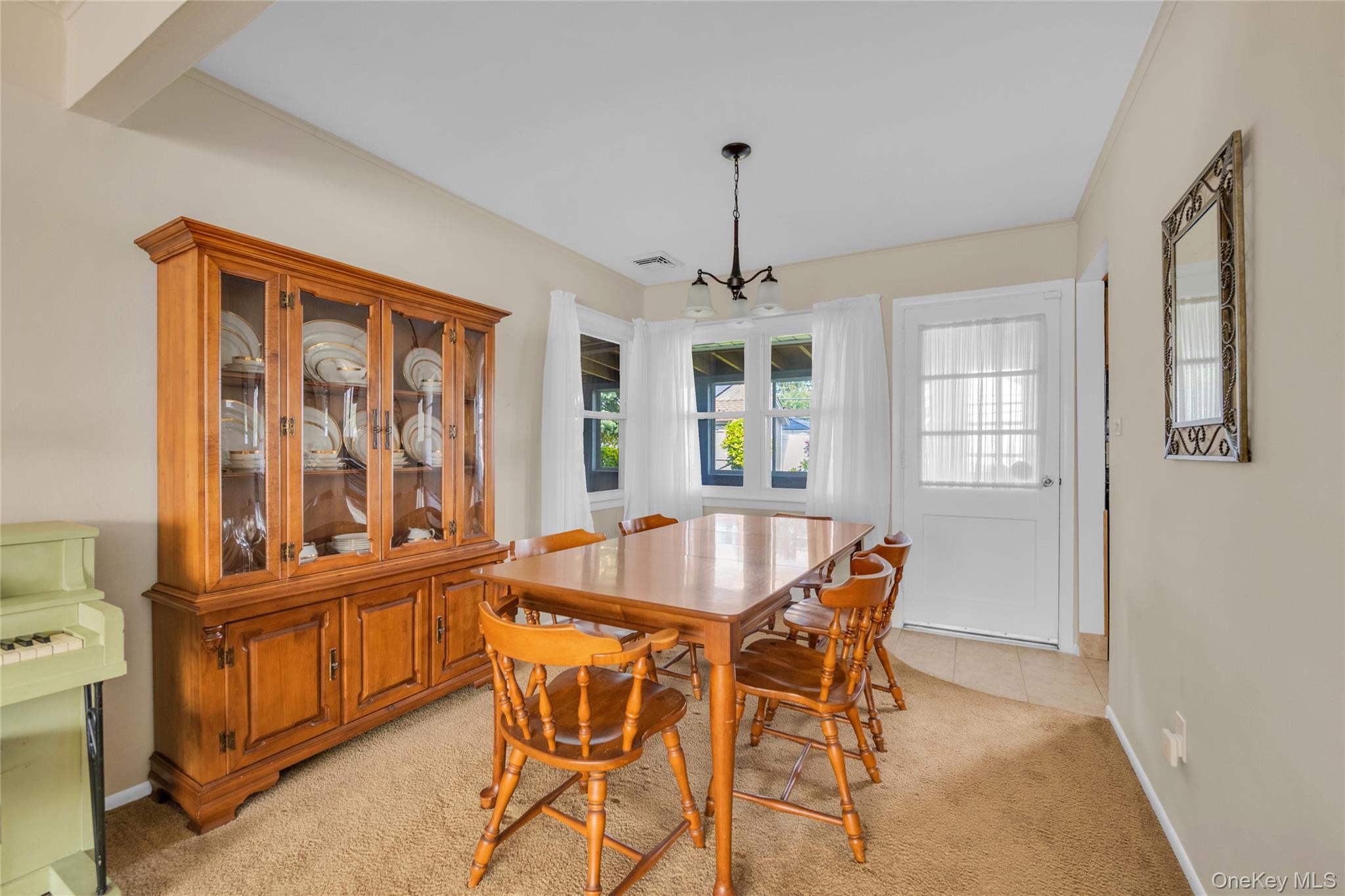 #6 photo, 21 Farragut Road, Old Bethpage , NY 11804