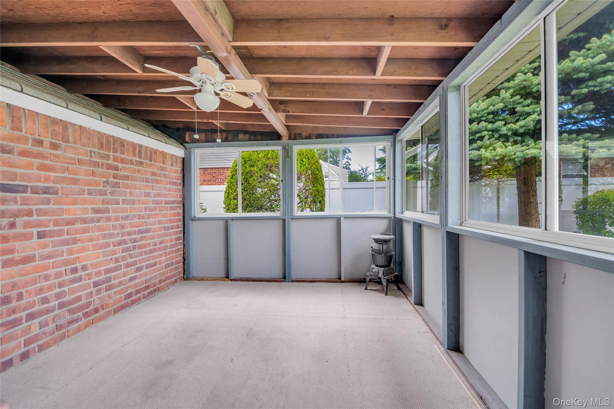 #9 photo, 21 Farragut Road, Old Bethpage , NY 11804