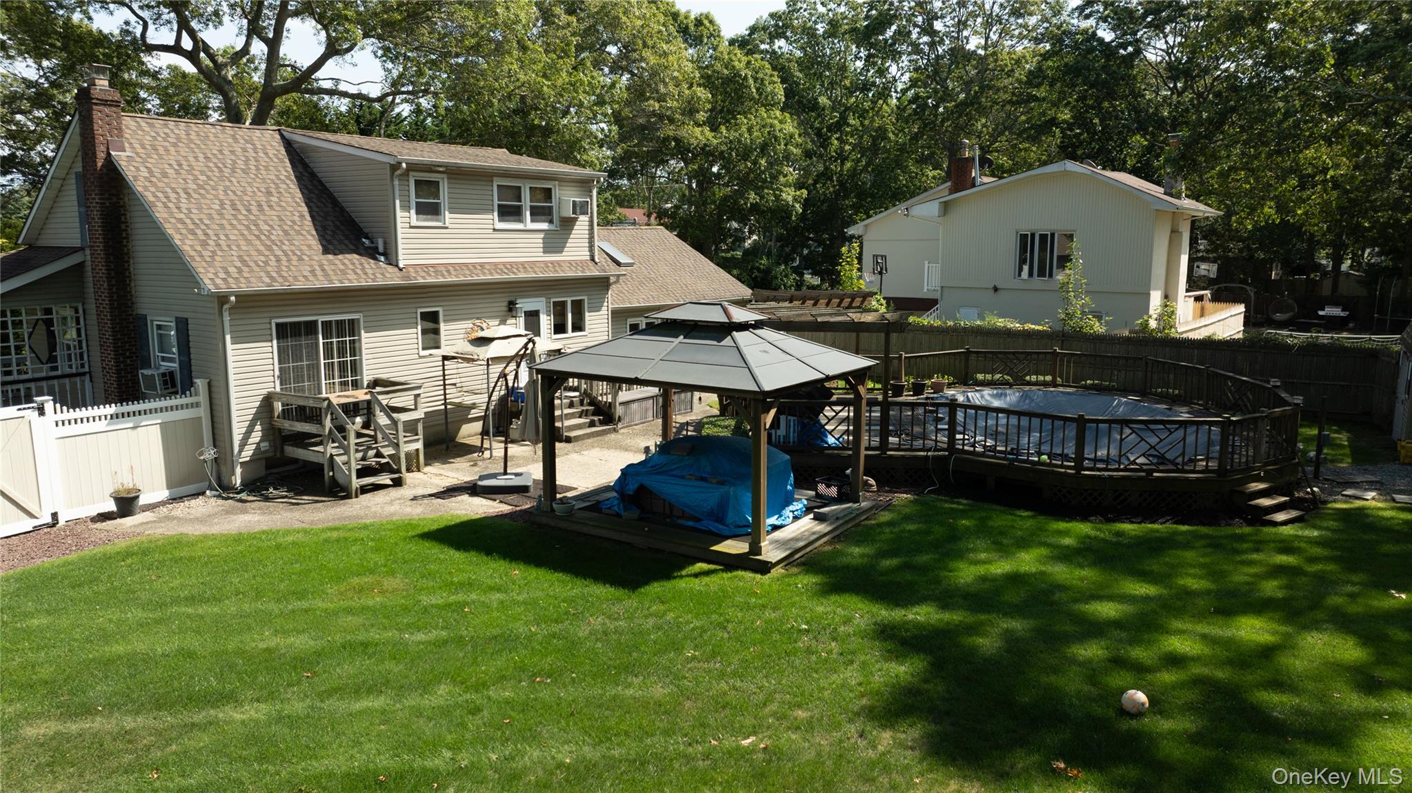 #13 photo, 80 Heston Road, Shirley , NY 11967