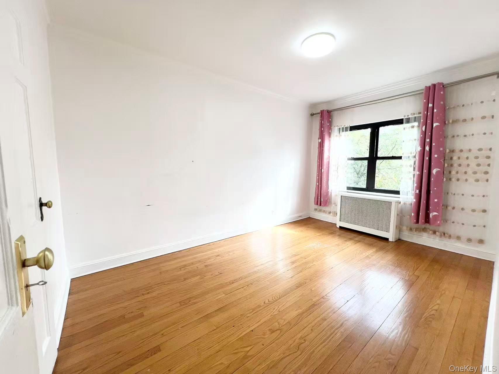 #10 photo, 64-49 Austin Street, Rego Park , NY 11374