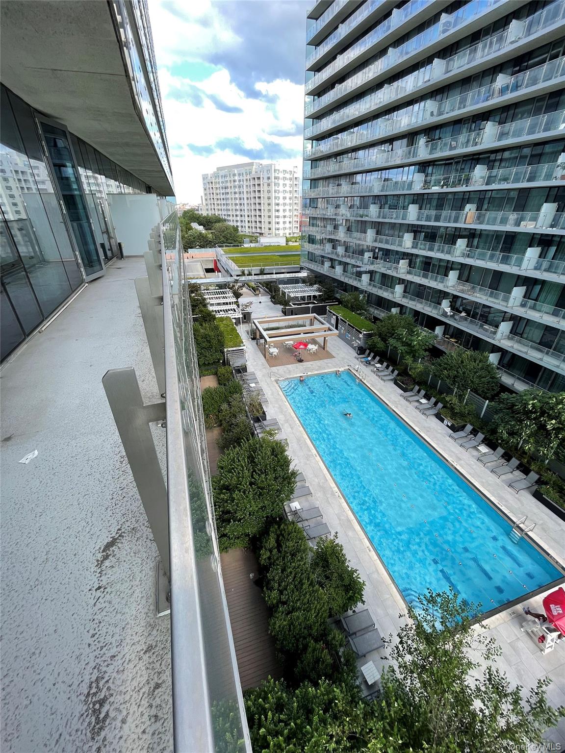 #1 photo, 131-05 40th Road, クイーンズ区 Flushing , NY 11354