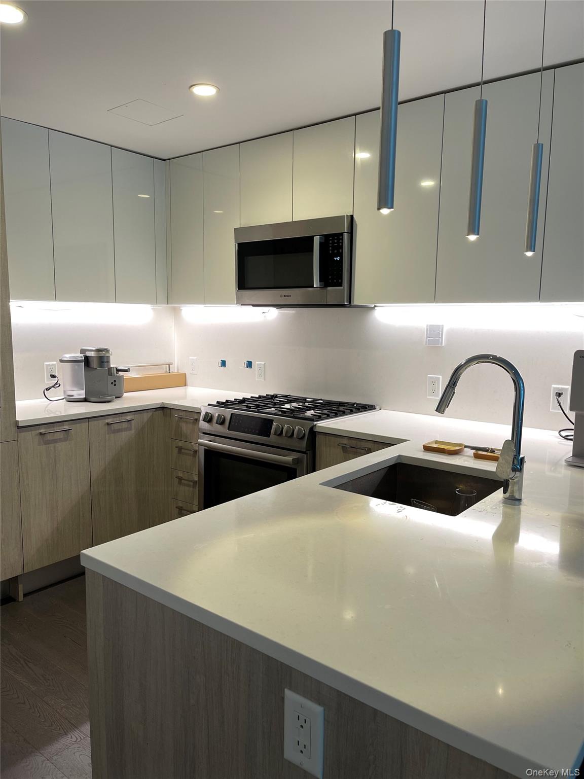 #12 photo, 131-05 40th Road, クイーンズ区 Flushing , NY 11354