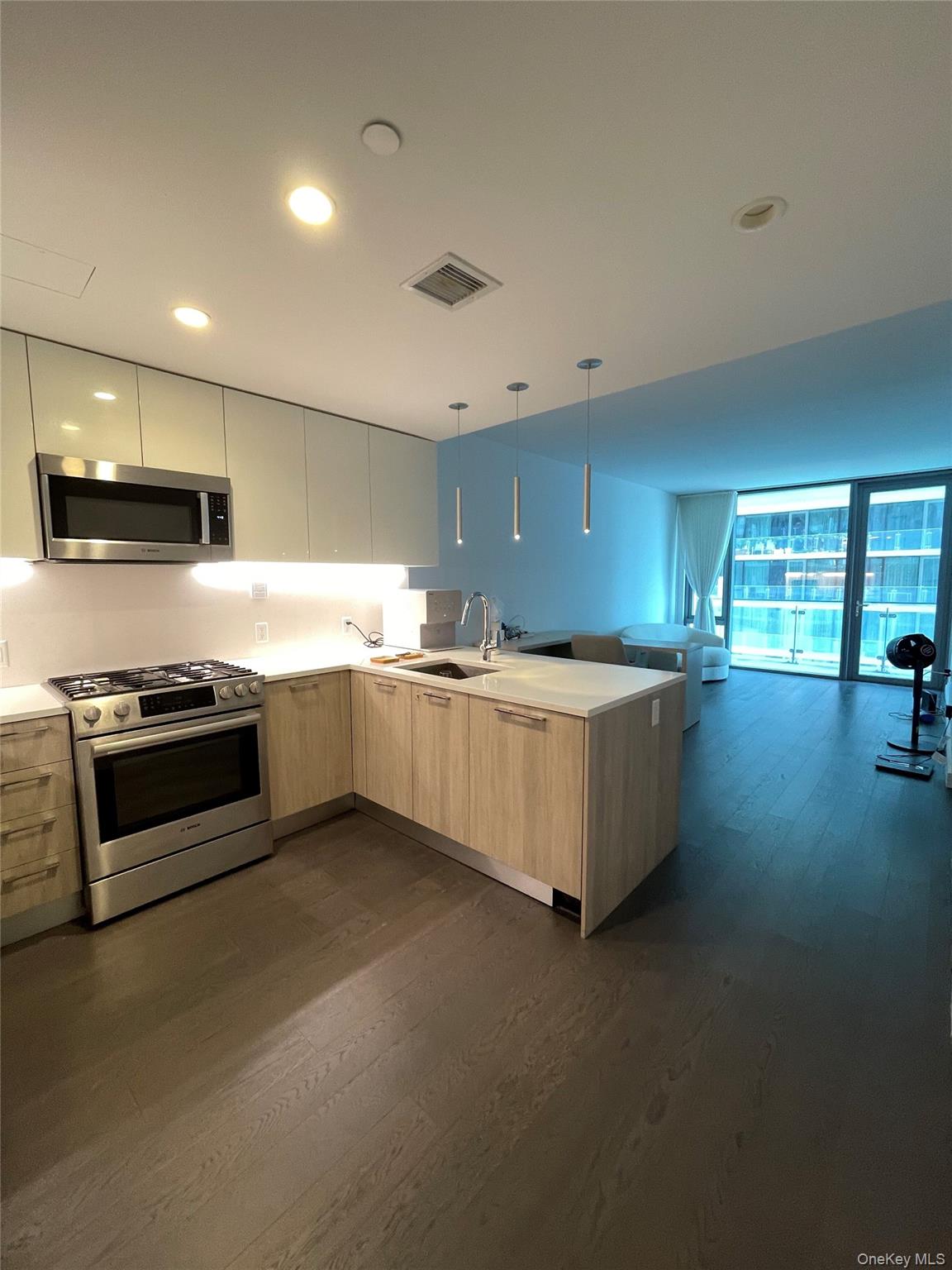 #13 photo, 131-05 40th Road, クイーンズ区 Flushing , NY 11354