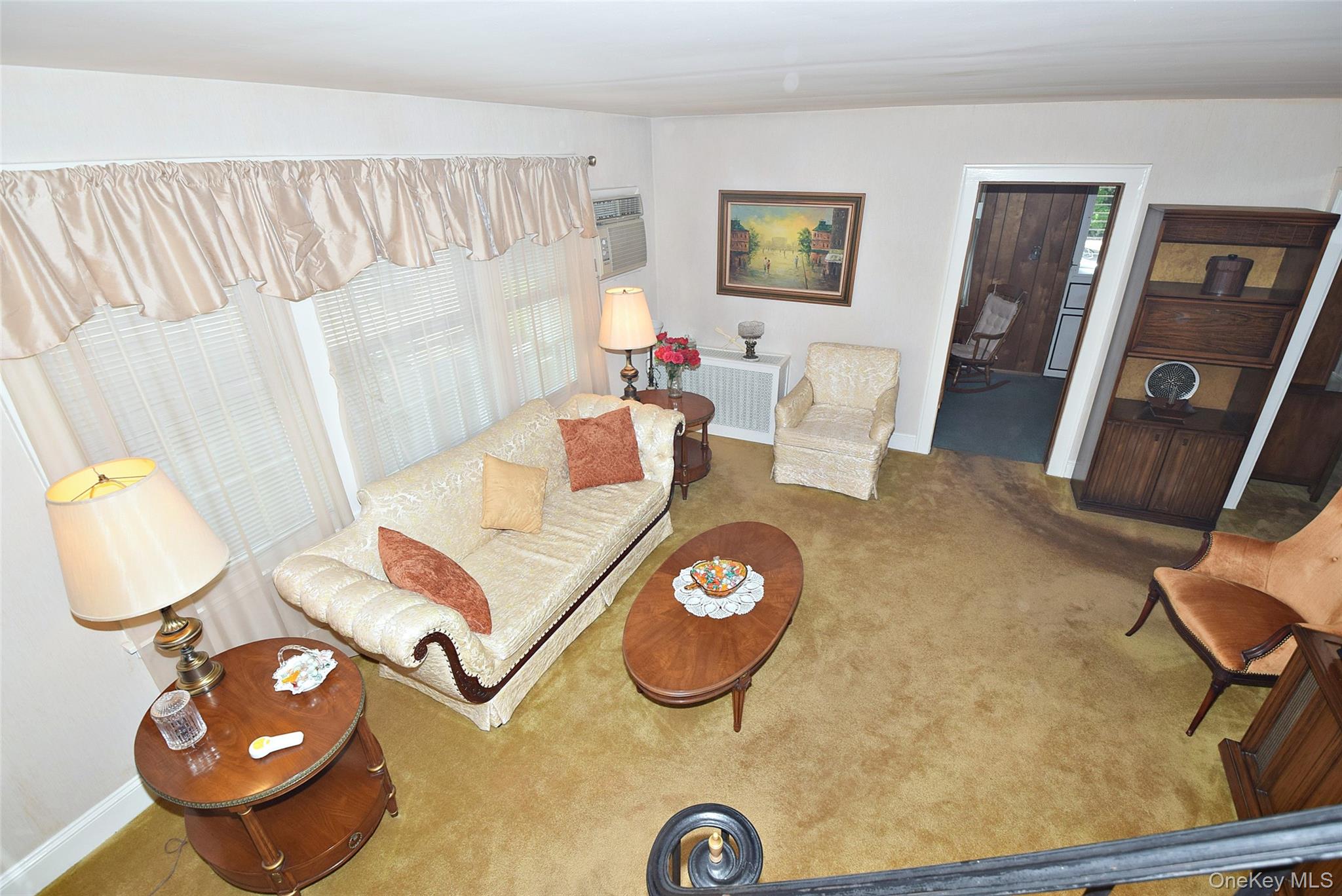 #11 photo, 12 Hawthorne Street, Williston Park , NY 11596