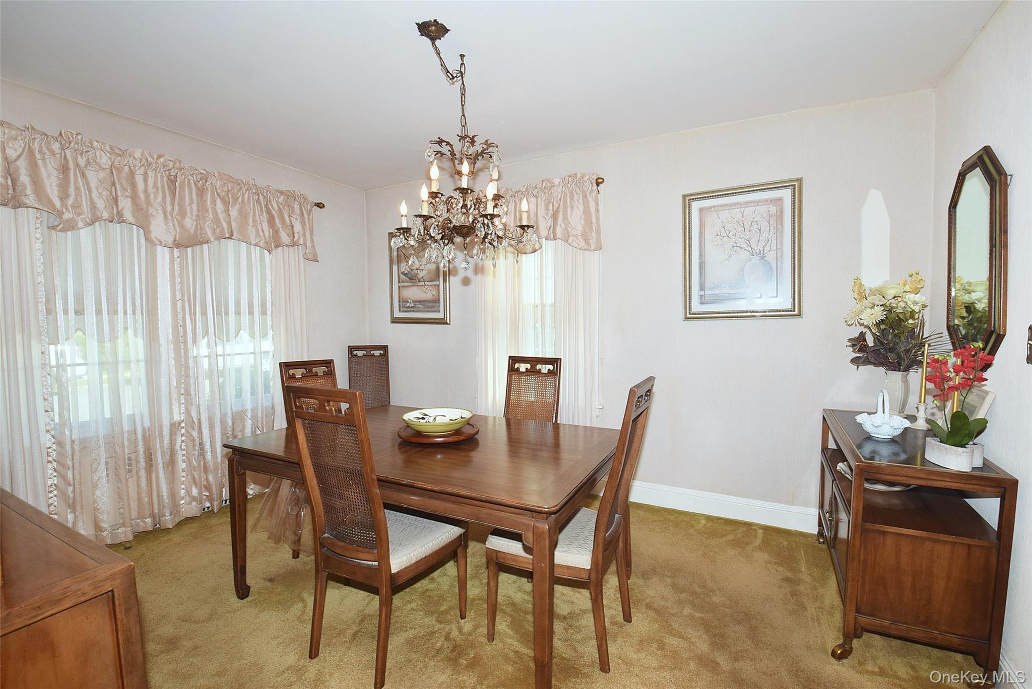 #6 photo, 12 Hawthorne Street, Williston Park , NY 11596