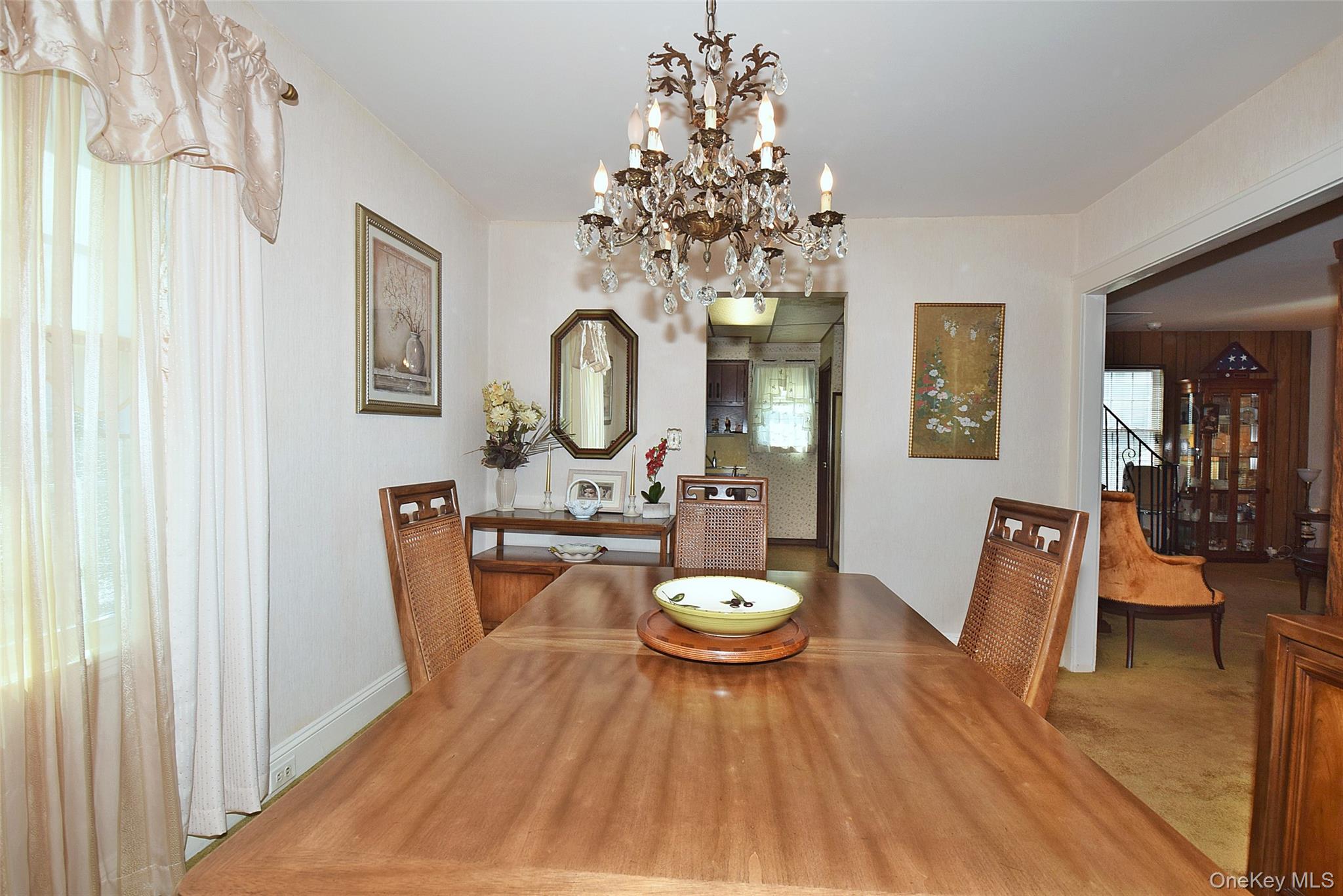 #7 photo, 12 Hawthorne Street, Williston Park , NY 11596