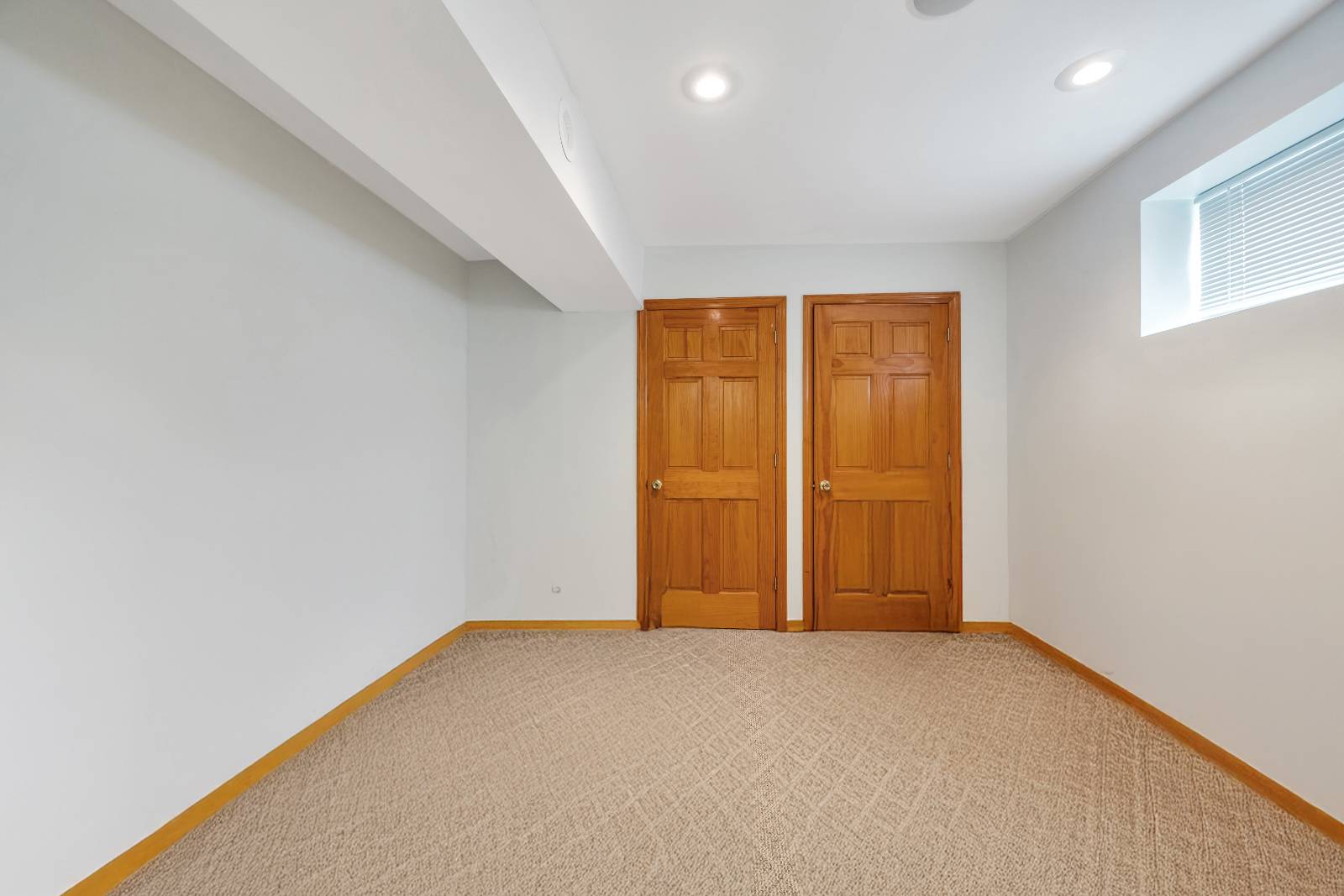 #20 photo, 29 Grove Street, Hicksville , NY 11801