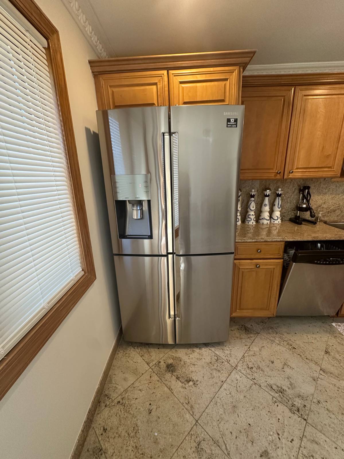 #11 photo, 63 Gateway Dr, Staten Island , NY 10304