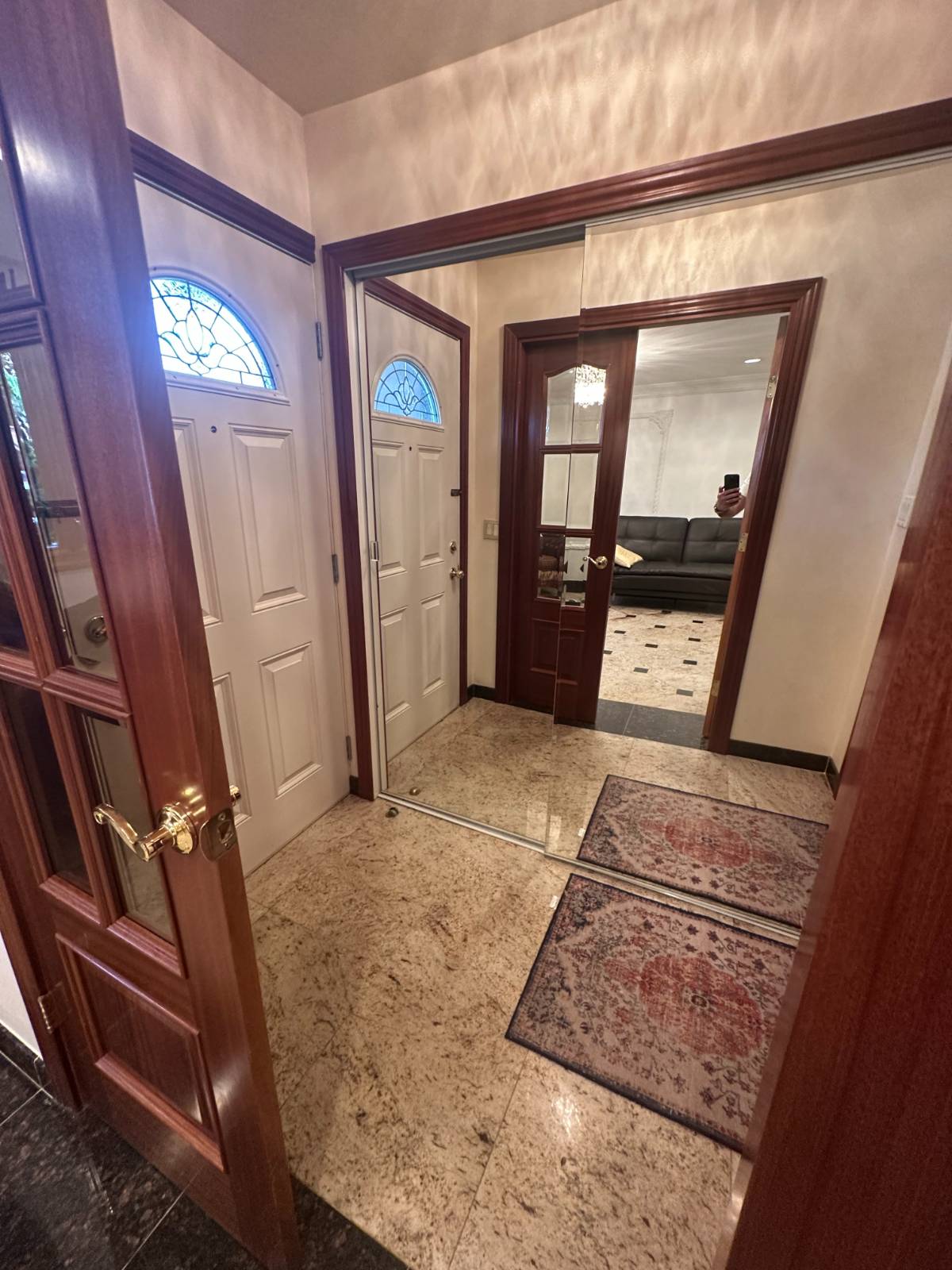 #2 photo, 63 Gateway Dr, Staten Island , NY 10304