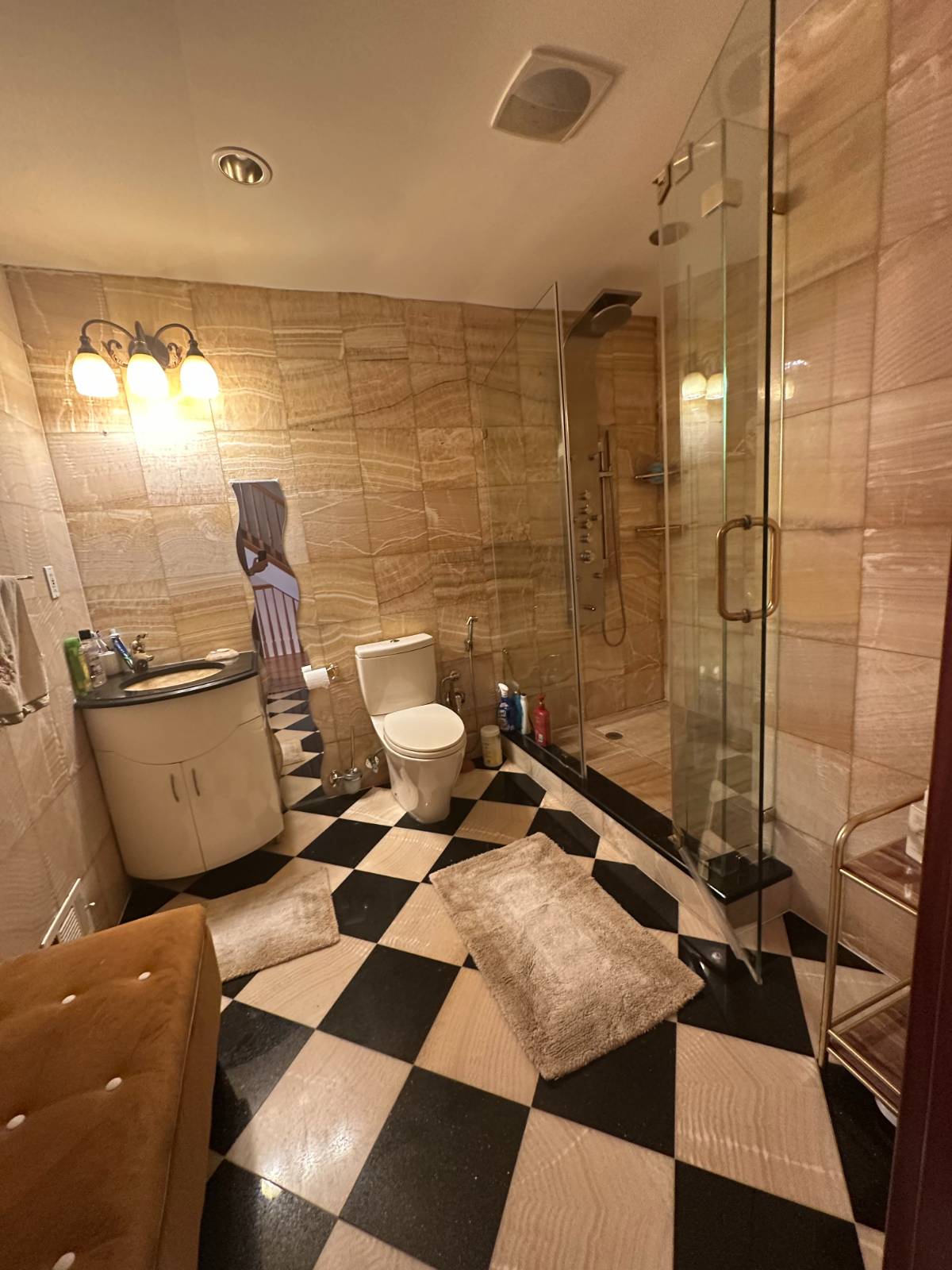 #24 photo, 63 Gateway Dr, Staten Island , NY 10304