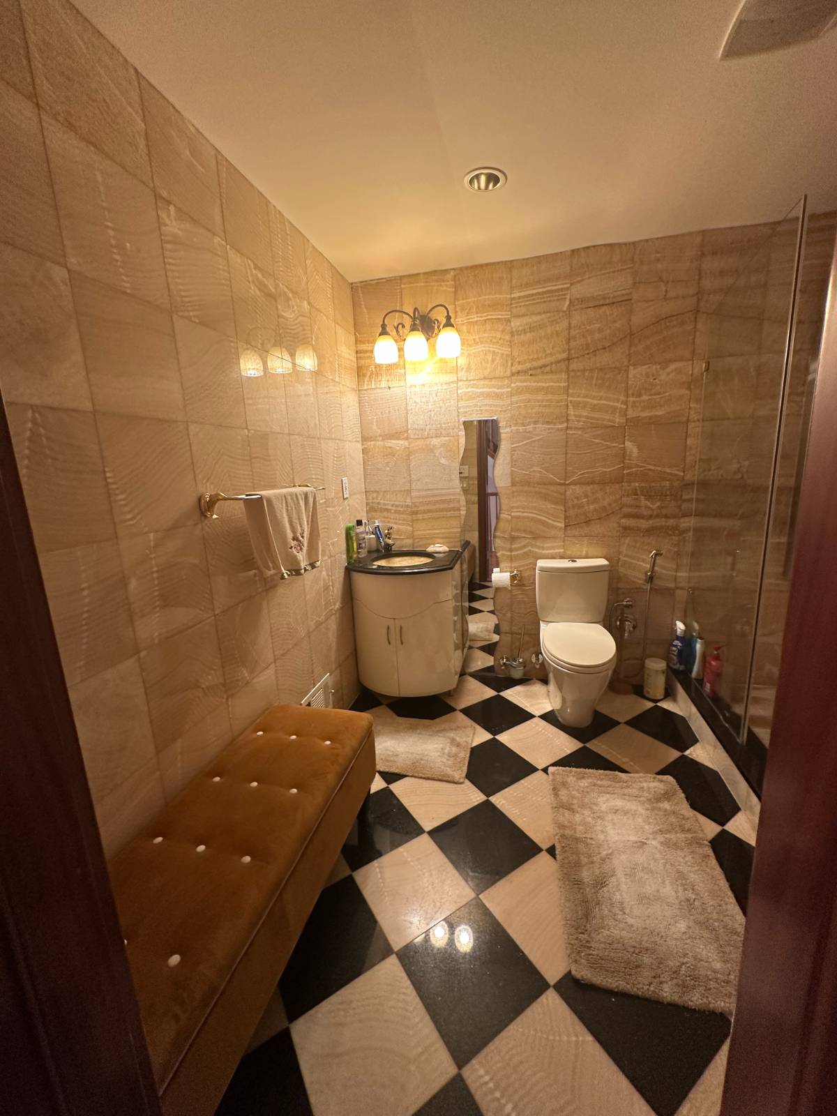 #25 photo, 63 Gateway Dr, Staten Island , NY 10304