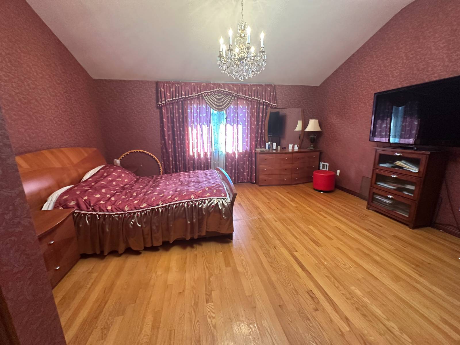 #30 photo, 63 Gateway Dr, Staten Island , NY 10304