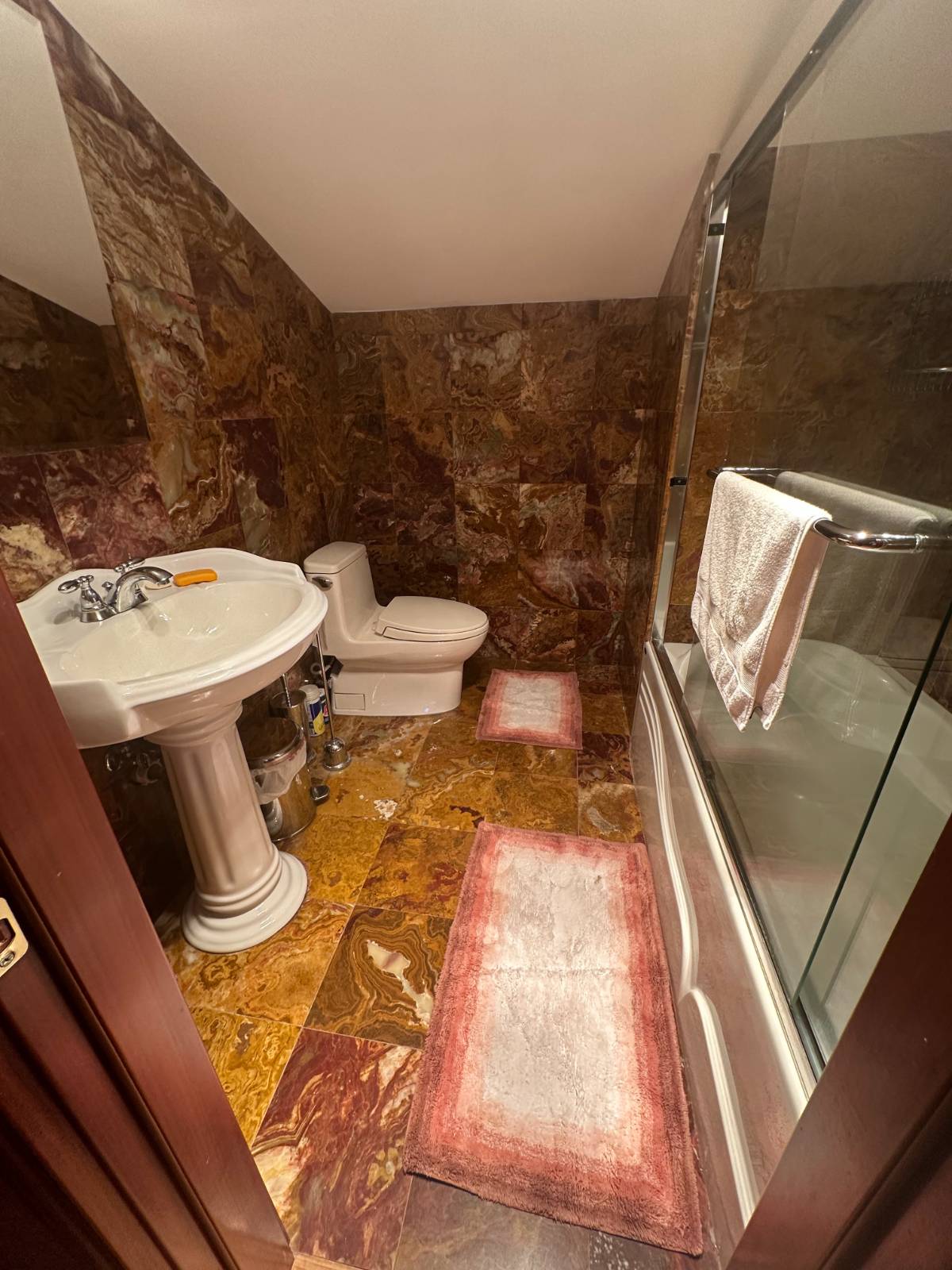 #34 photo, 63 Gateway Dr, Staten Island , NY 10304